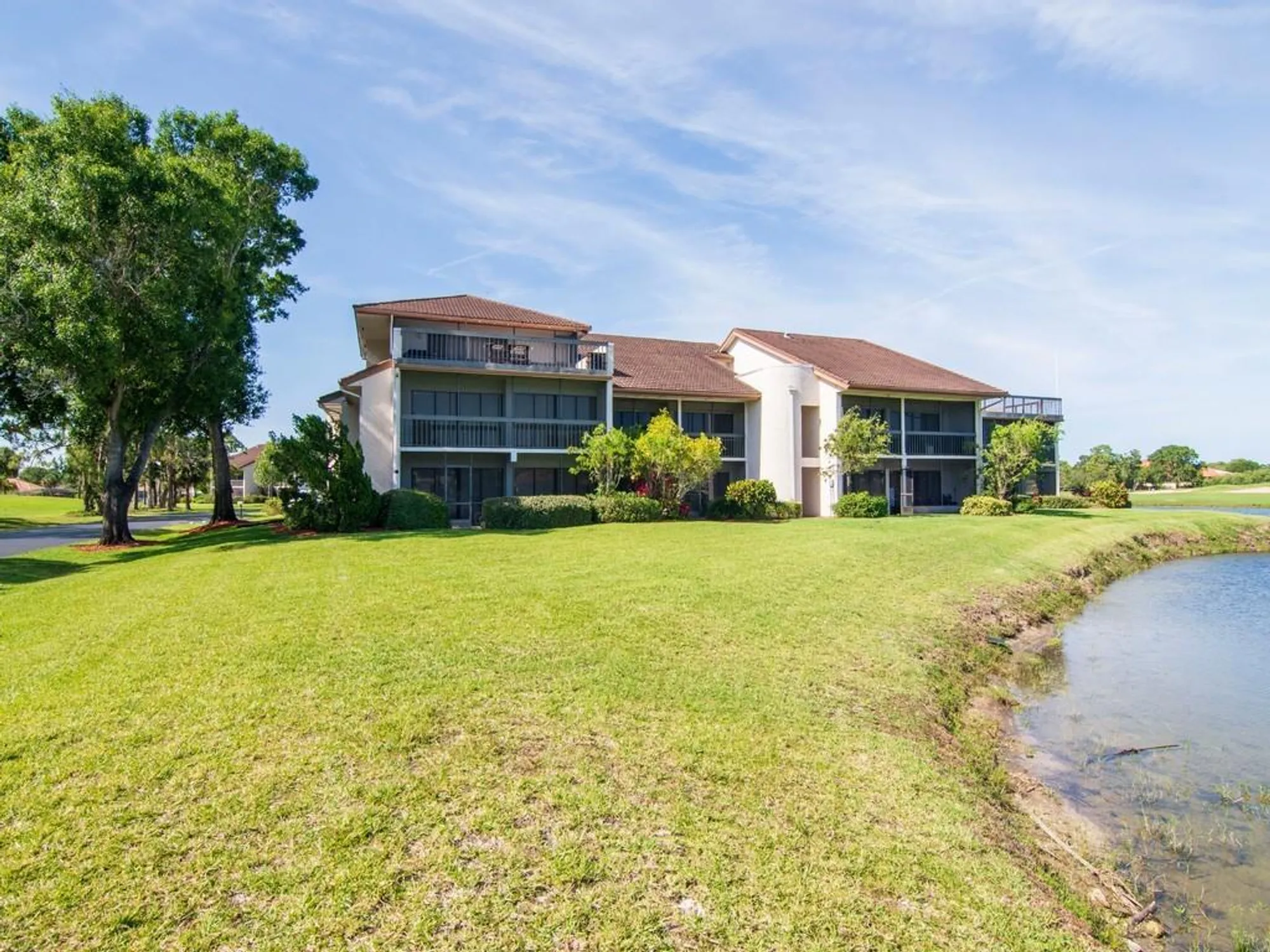 Property Slideshow image 33 of 35 | 3200 twin lakes ter apt 202, Fort Pierce, FL, 34951