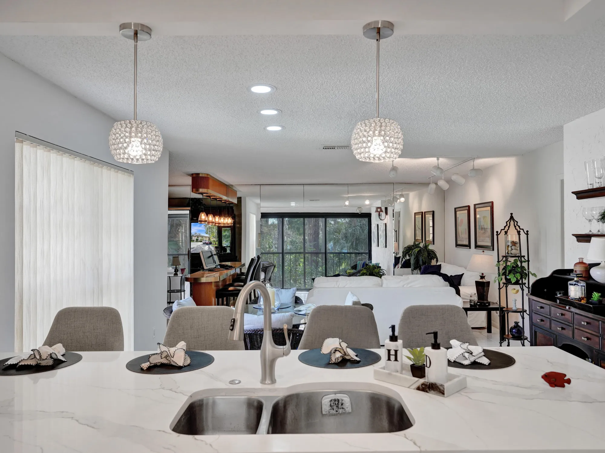 Property Slideshow image 8 of 31 | 9266 vista del lago b, Boca Raton, FL, 33428