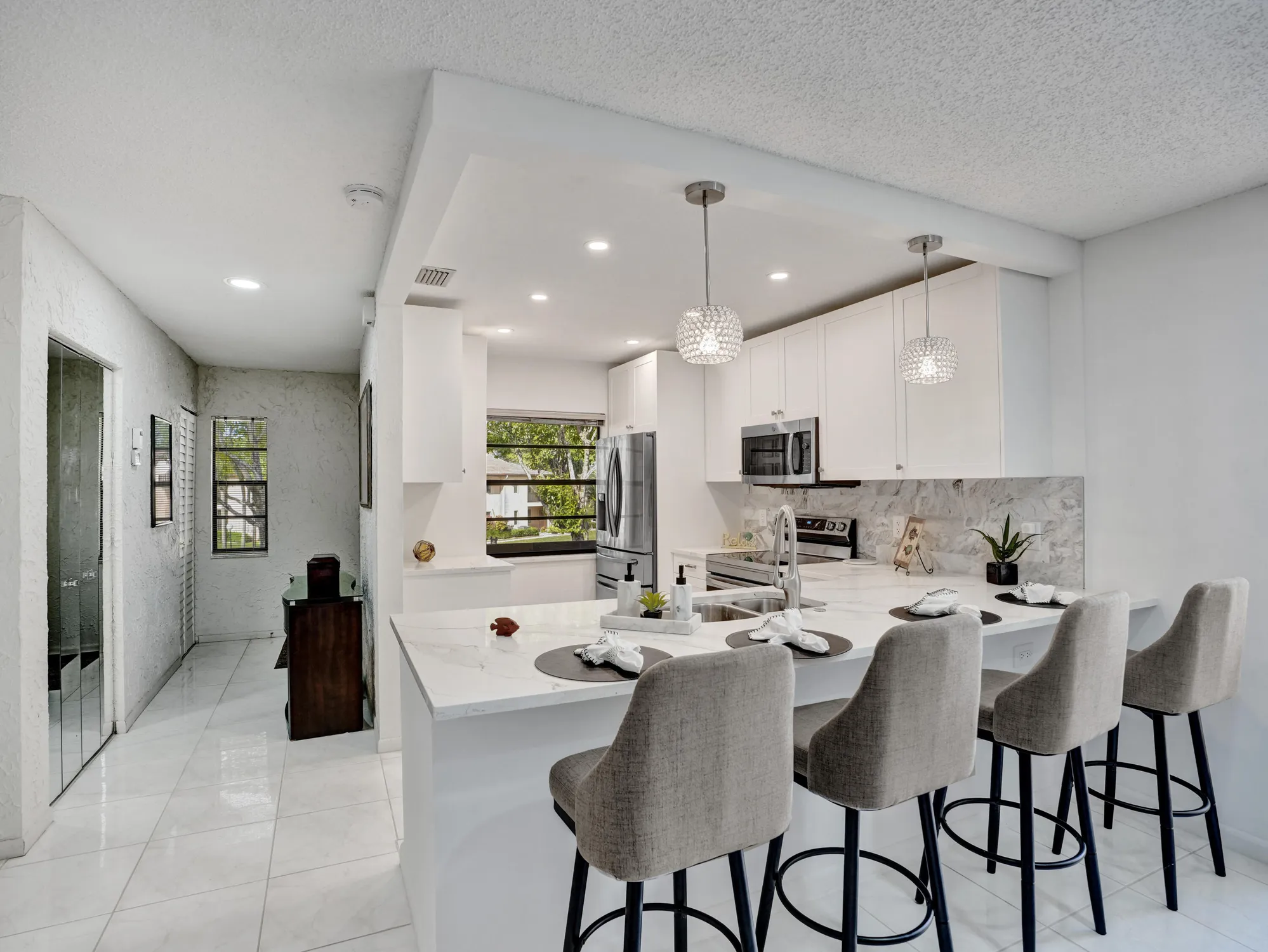 Property Slideshow image 14 of 31 | 9266 vista del lago b, Boca Raton, FL, 33428