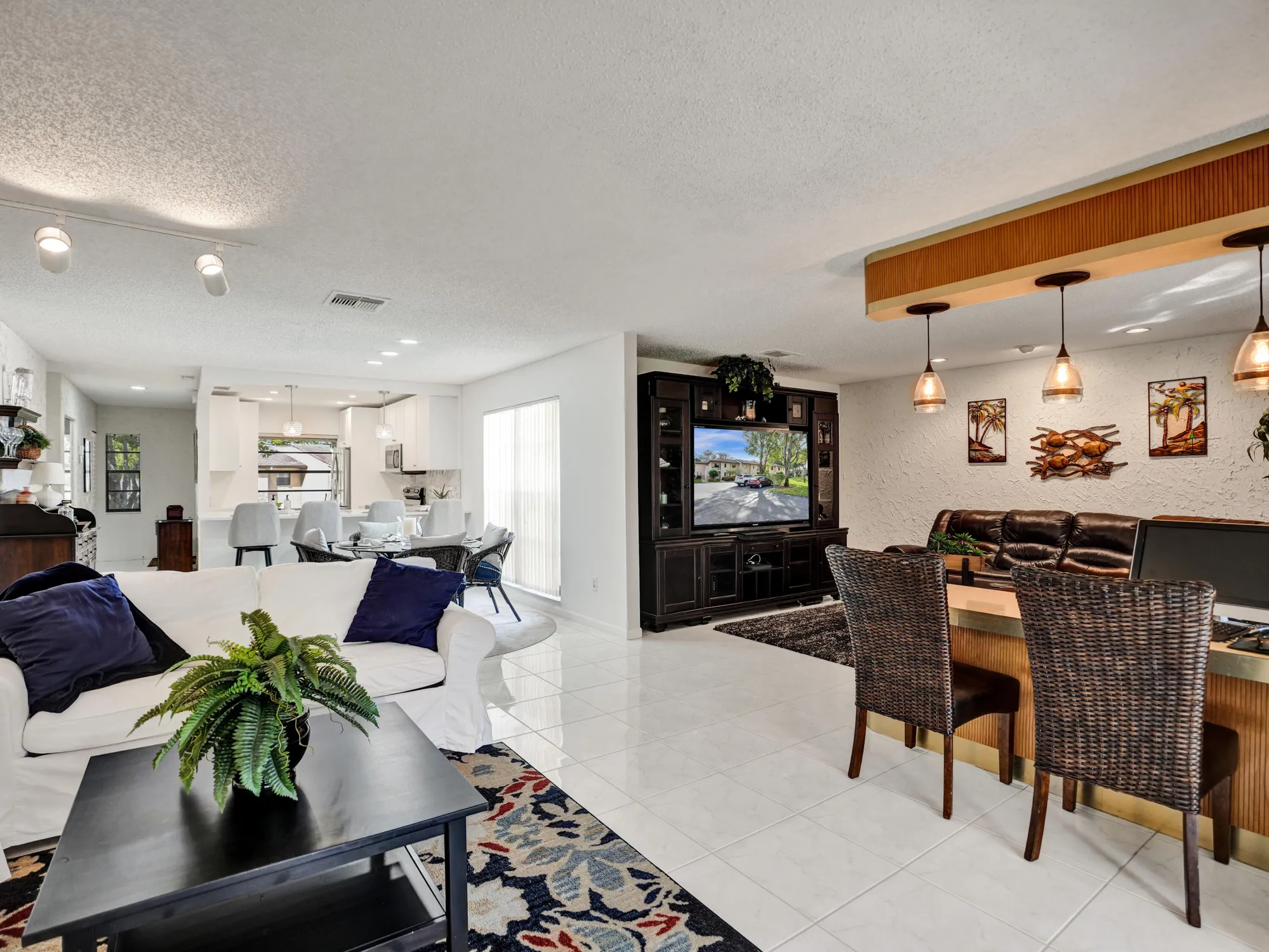 Property Slideshow image 28 of 31 | 9266 vista del lago b, Boca Raton, FL, 33428