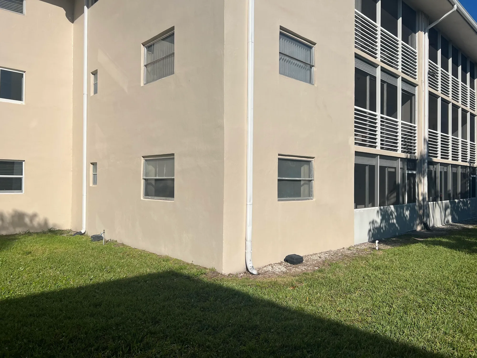 Property Slideshow image 20 of 37 | 2682 garden dr 103, Lake Worth, FL, 33461