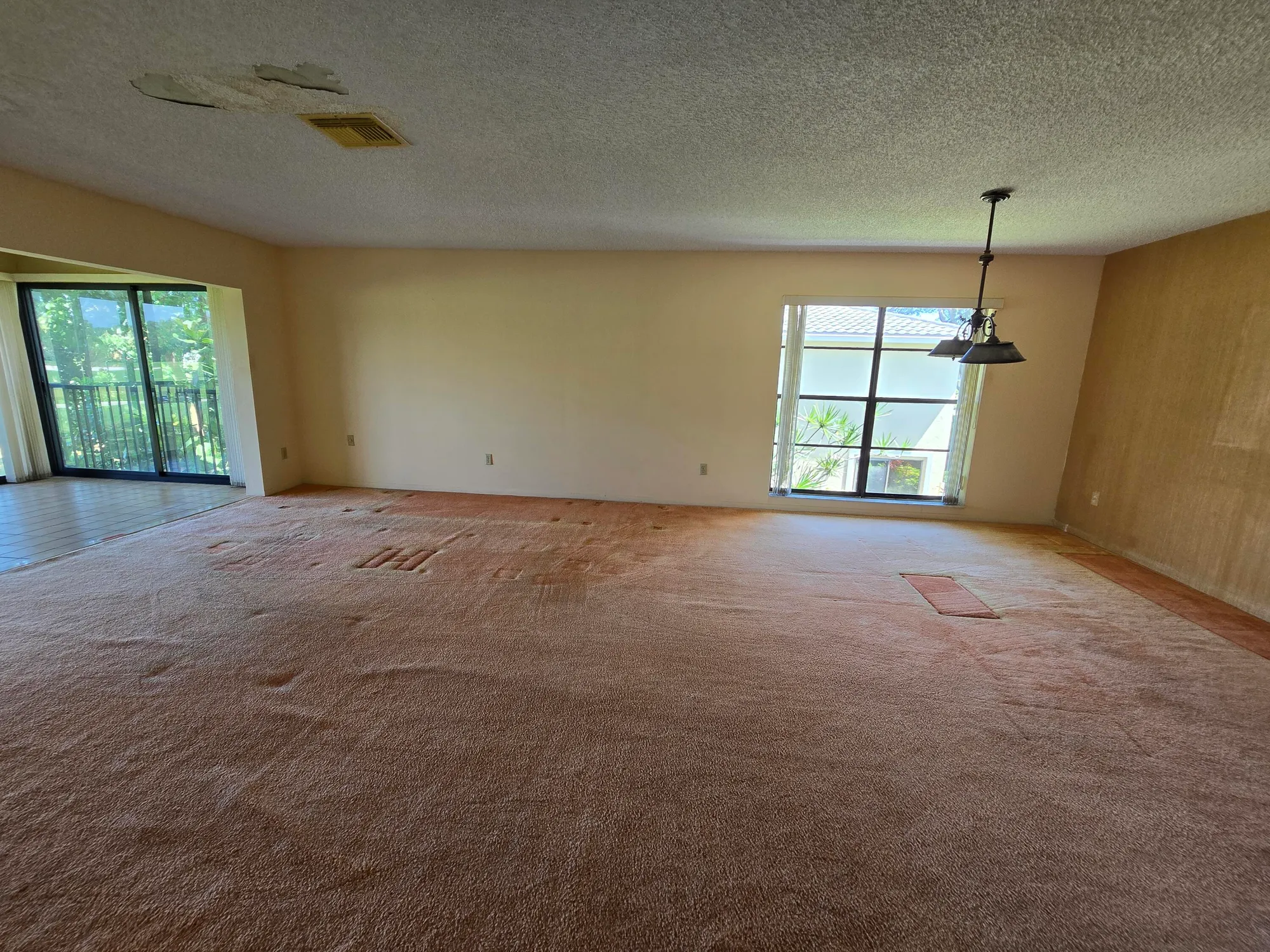 Property Slideshow image 13 of 26 | 17 westgate ln 17h, Boynton Beach, FL, 33436