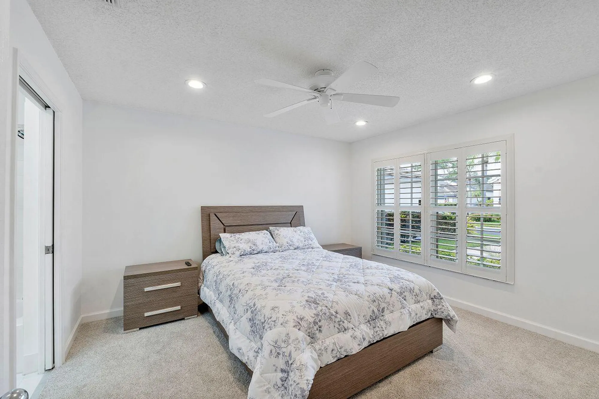 Property Slideshow image 32 of 42 | 6388 three lakes ln, Boynton Beach, FL, 33437