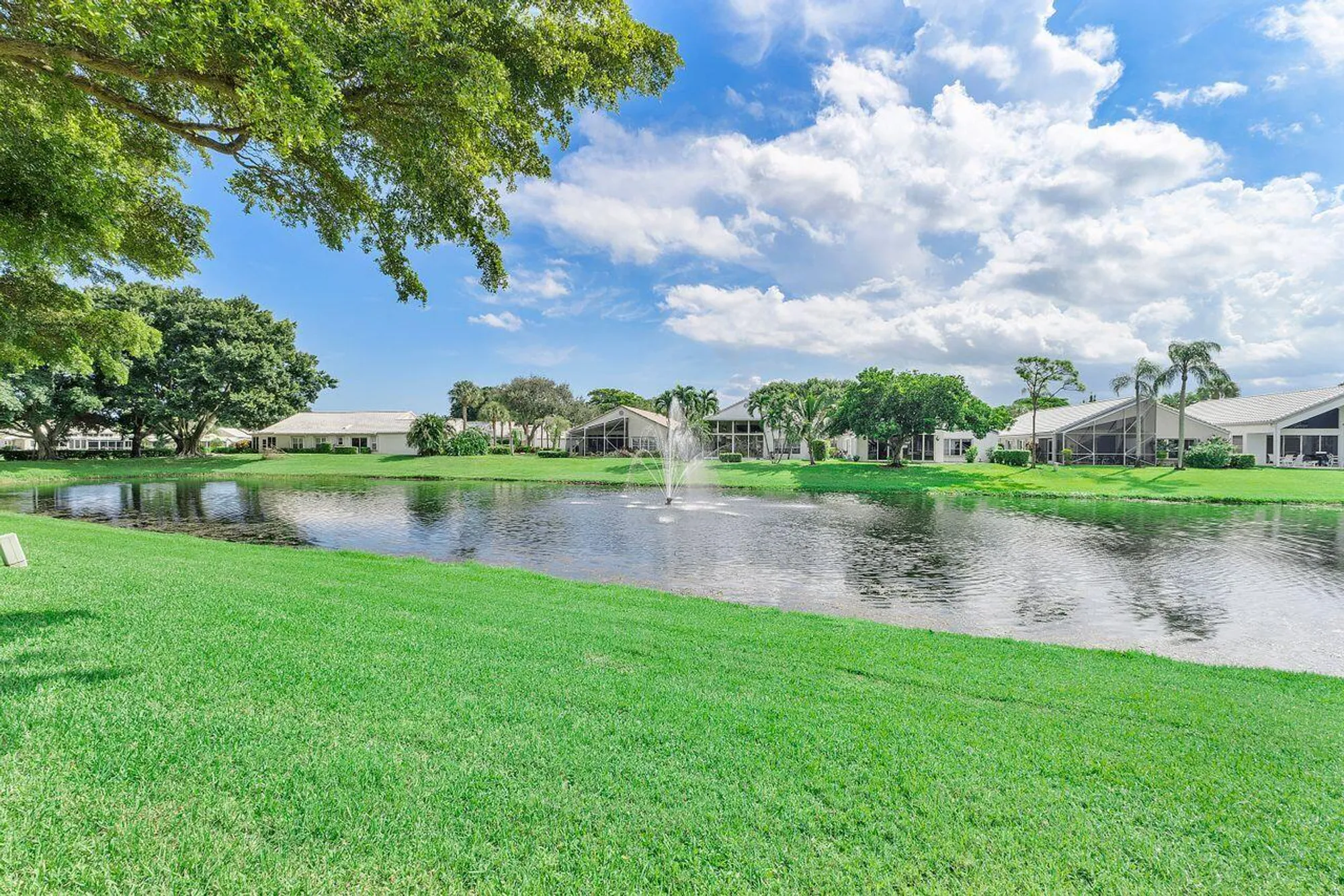Property Slideshow image 14 of 42 | 6388 three lakes ln, Boynton Beach, FL, 33437