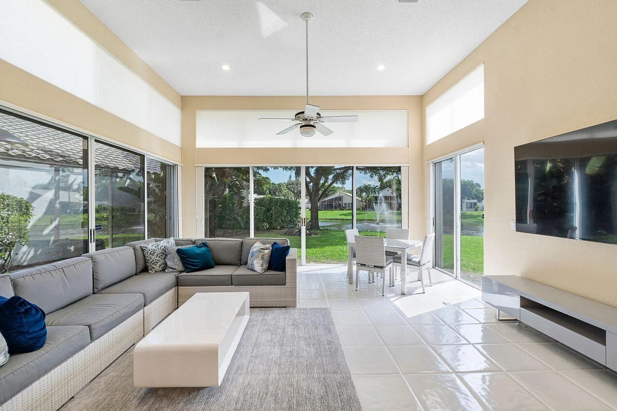 Property Slideshow image 12 of 42 | 6388 three lakes ln, Boynton Beach, FL, 33437