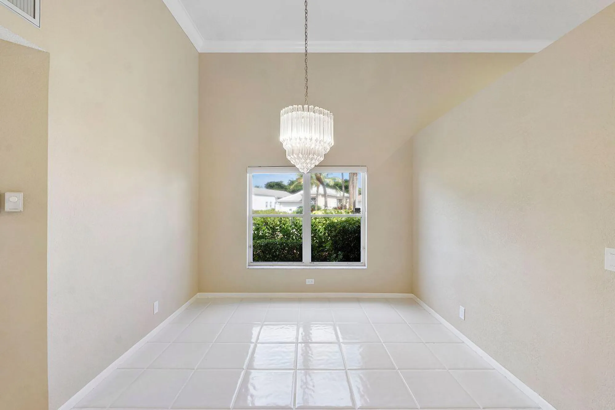 Property Slideshow image 36 of 42 | 6388 three lakes ln, Boynton Beach, FL, 33437