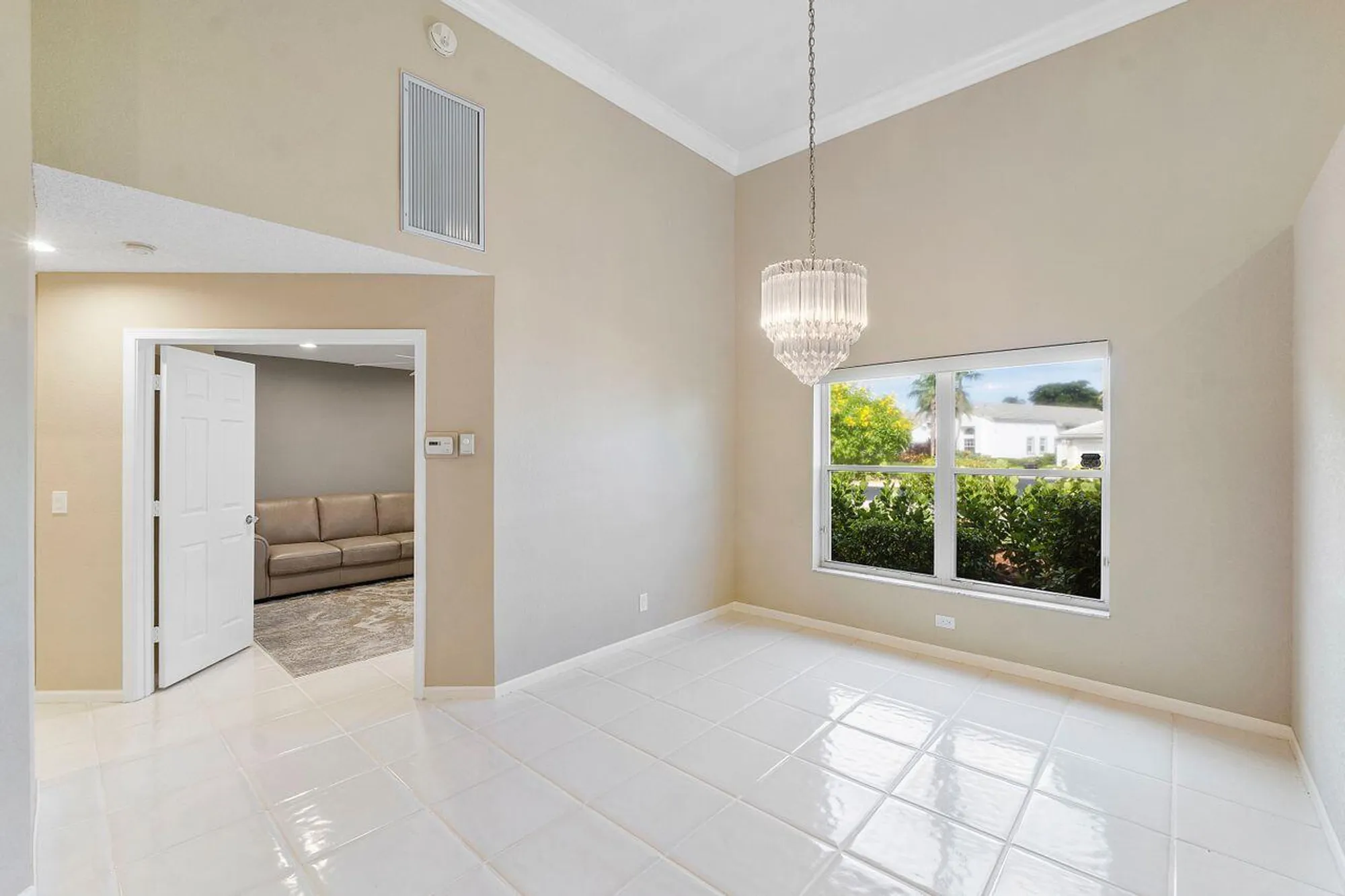 Property Slideshow image 37 of 42 | 6388 three lakes ln, Boynton Beach, FL, 33437
