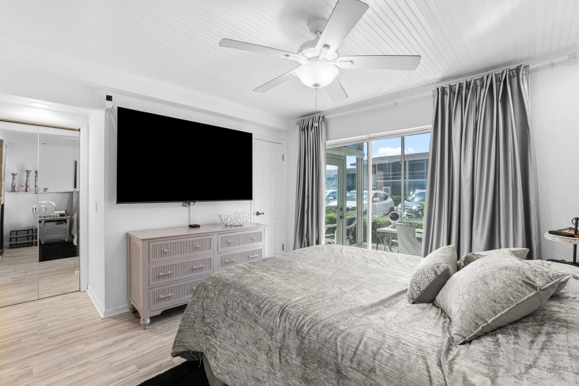 Property Slideshow image 12 of 33 | 340 horizons 102, Boynton Beach, FL, 33435