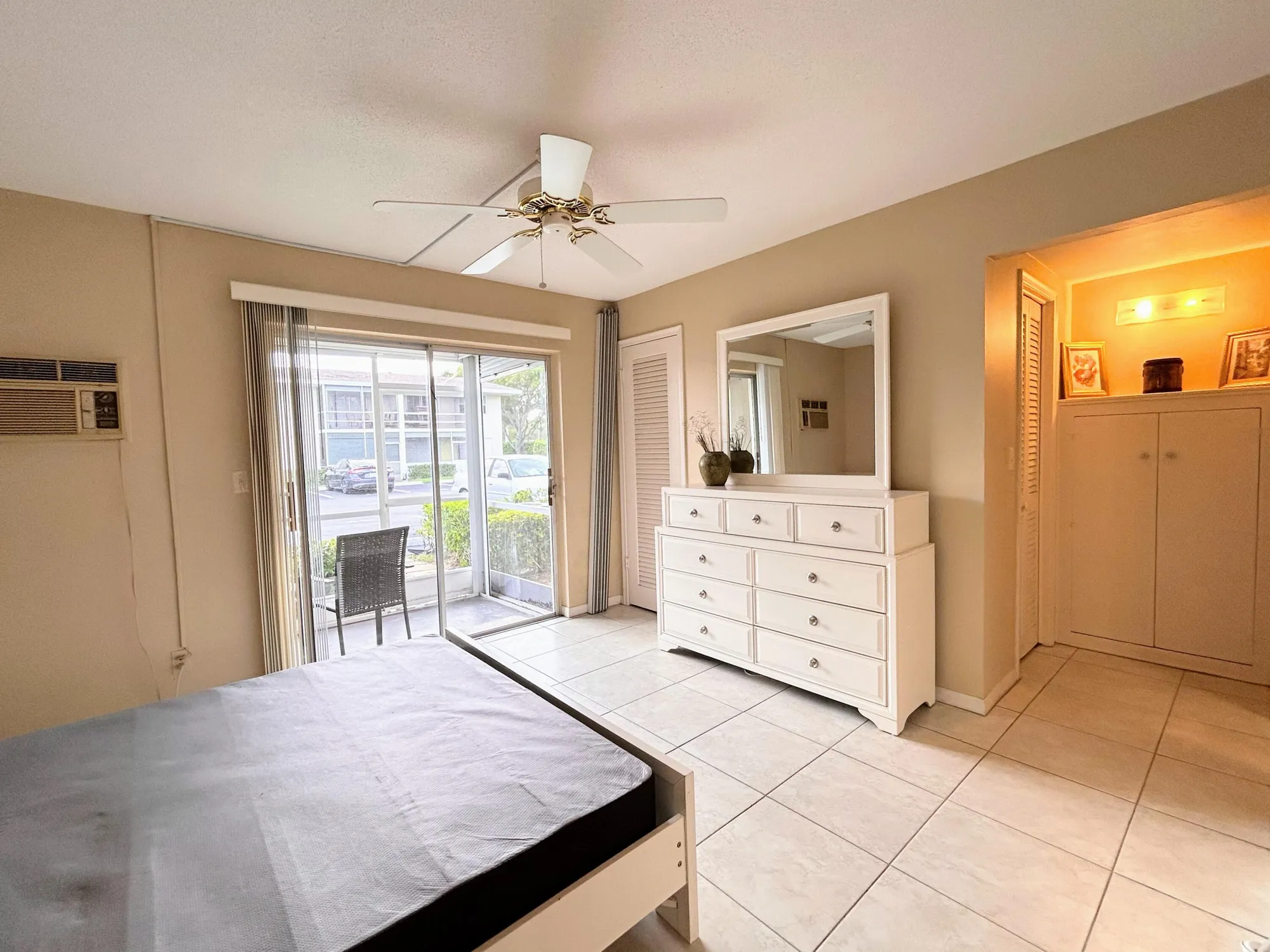 Property Slideshow image 17 of 61 | 680 horizons 103, Boynton Beach, FL, 33435