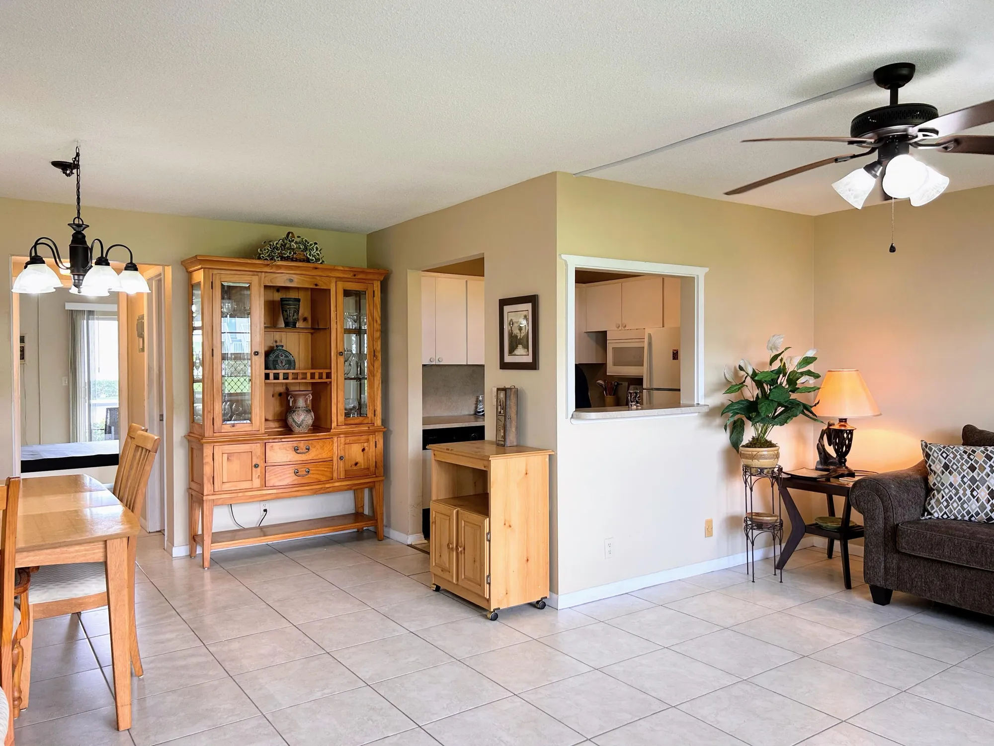 Property Slideshow image 7 of 61 | 680 horizons 103, Boynton Beach, FL, 33435