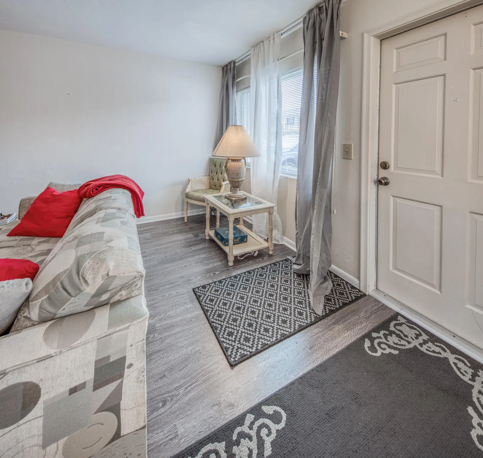 Property Slideshow image 3 of 20 | 3040 lake osborne dr 106, Lake Worth Beach, FL, 33461