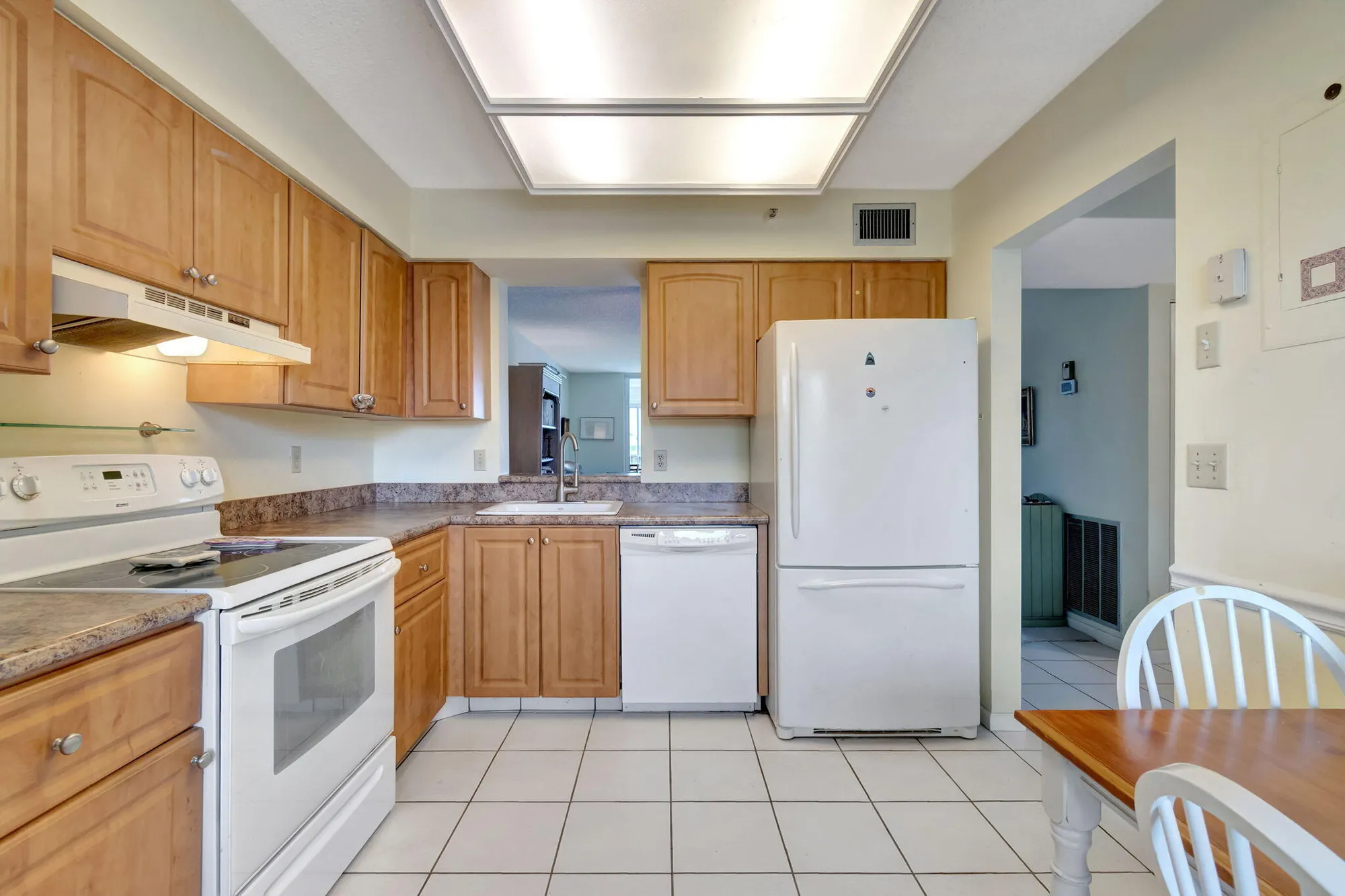 Property Slideshow image 13 of 40 | 14575 bonaire blvd 402, Delray Beach, FL, 33446