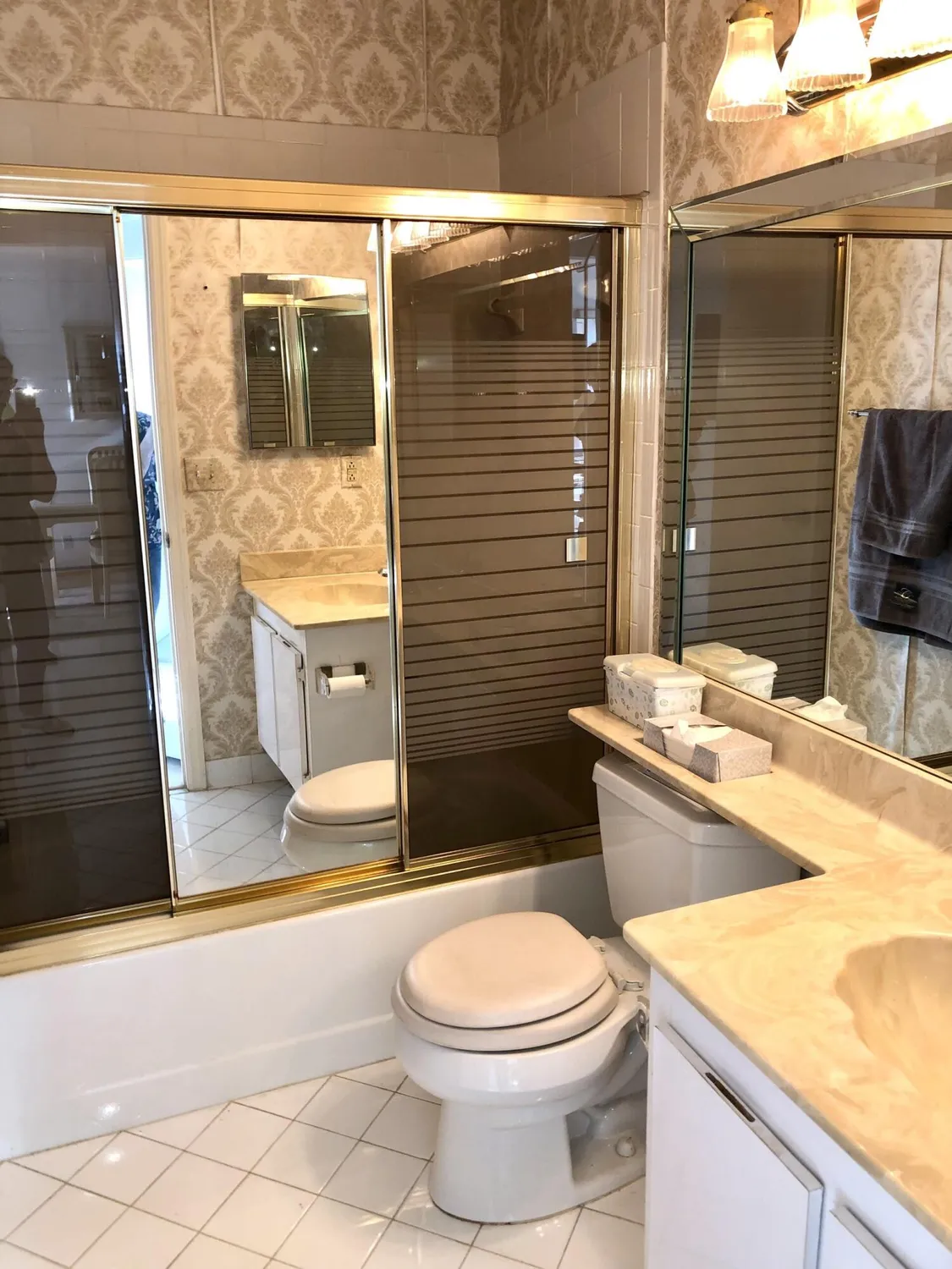 Property Slideshow image 14 of 25 | 7633 tahiti ln 204, Lake Worth, FL, 33467