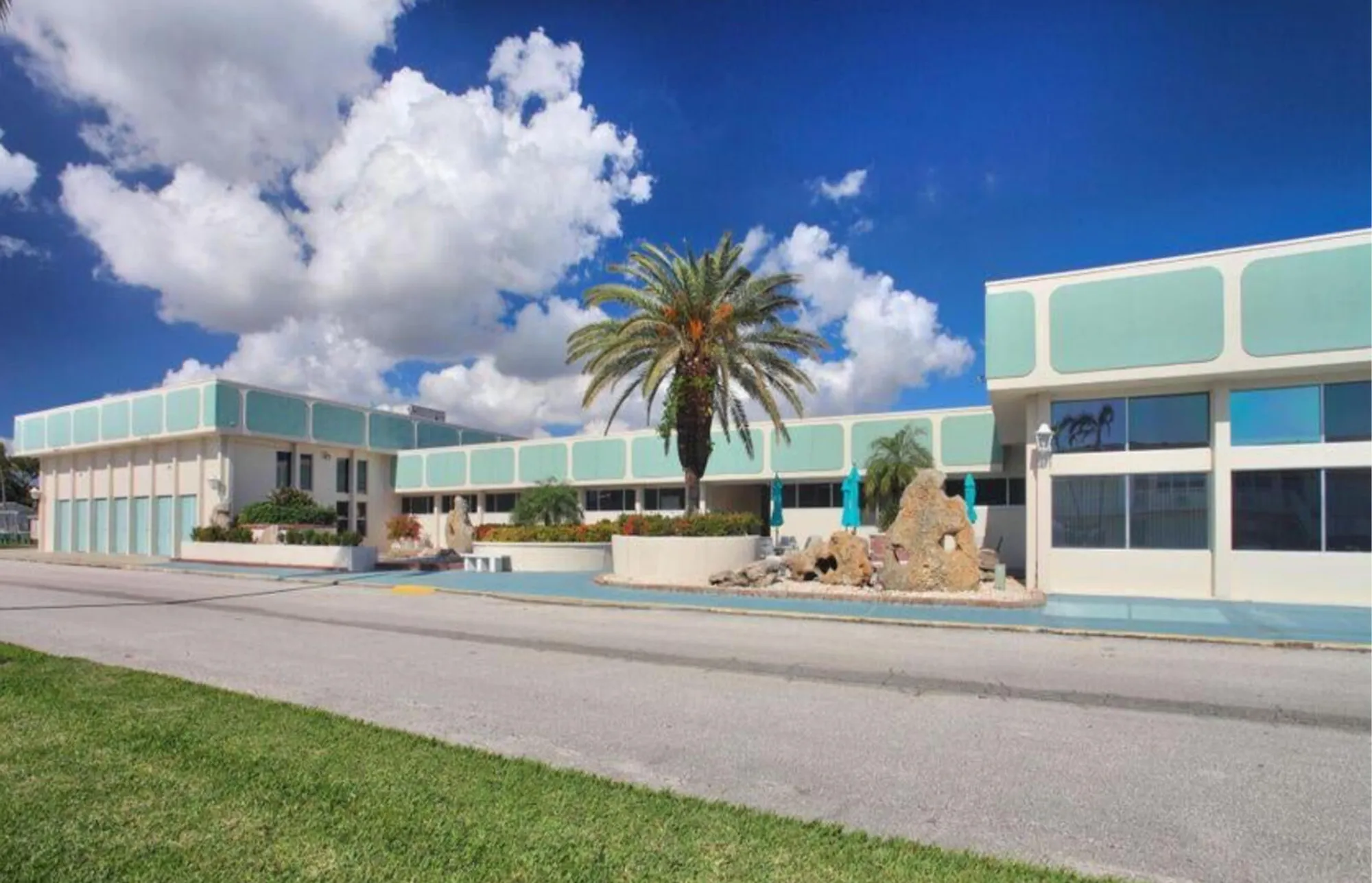 Property Slideshow image 22 of 41 | 350 horizons e unit e 106, Boynton Beach, FL, 33435