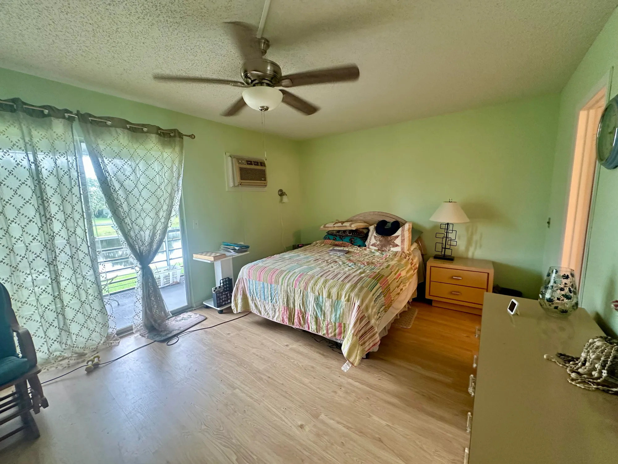 Property Slideshow image 6 of 14 | 522 tilford x, Deerfield Beach, FL, 33442