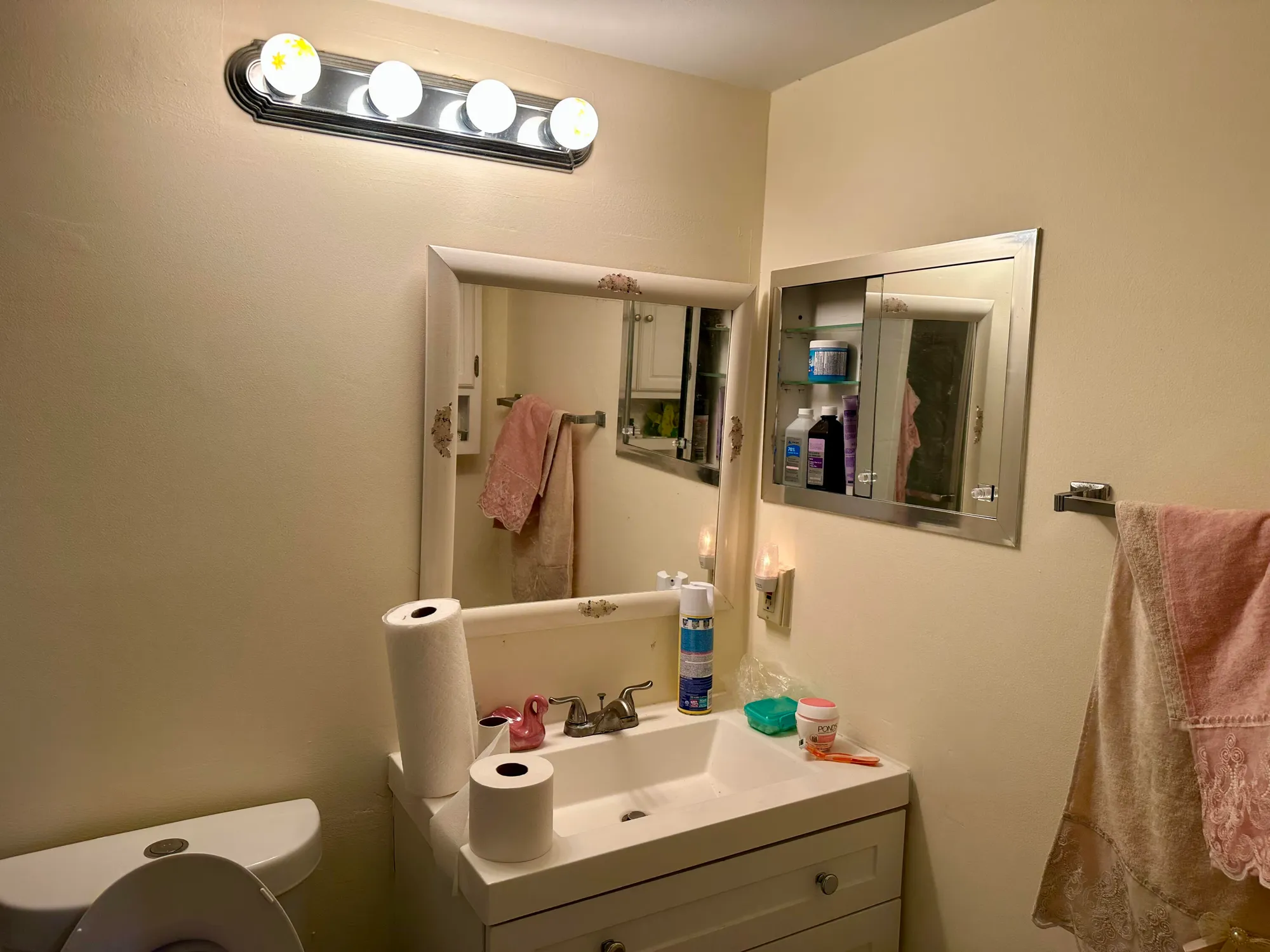 Property Slideshow image 9 of 14 | 522 tilford x, Deerfield Beach, FL, 33442