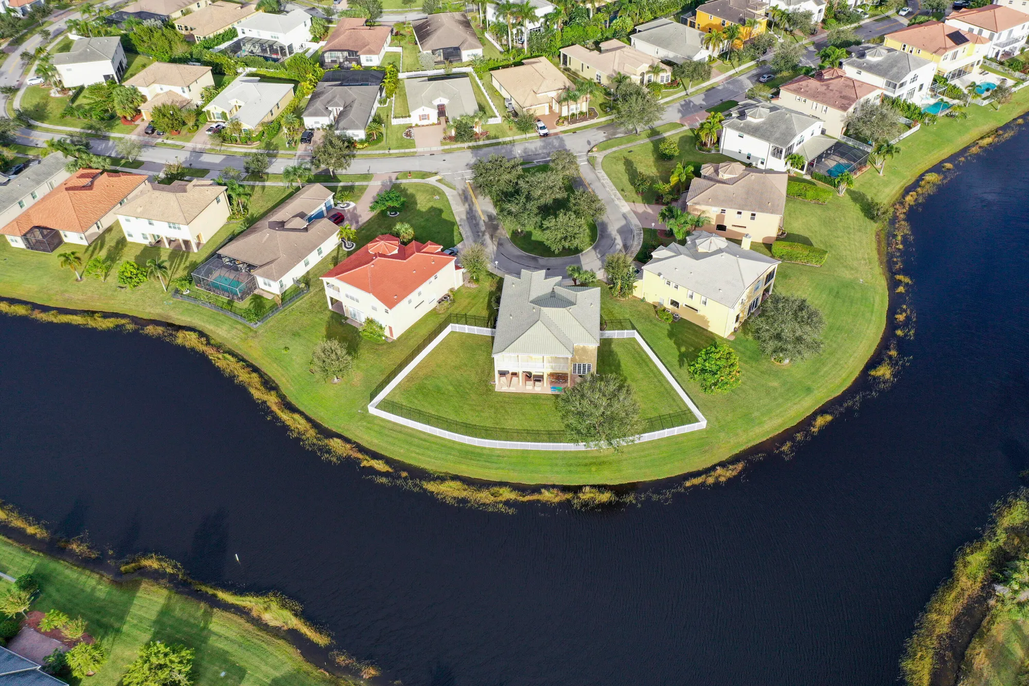 Property Slideshow image 15 of 55 | 11690 sw rockville ct, Port Saint Lucie, FL, 34987
