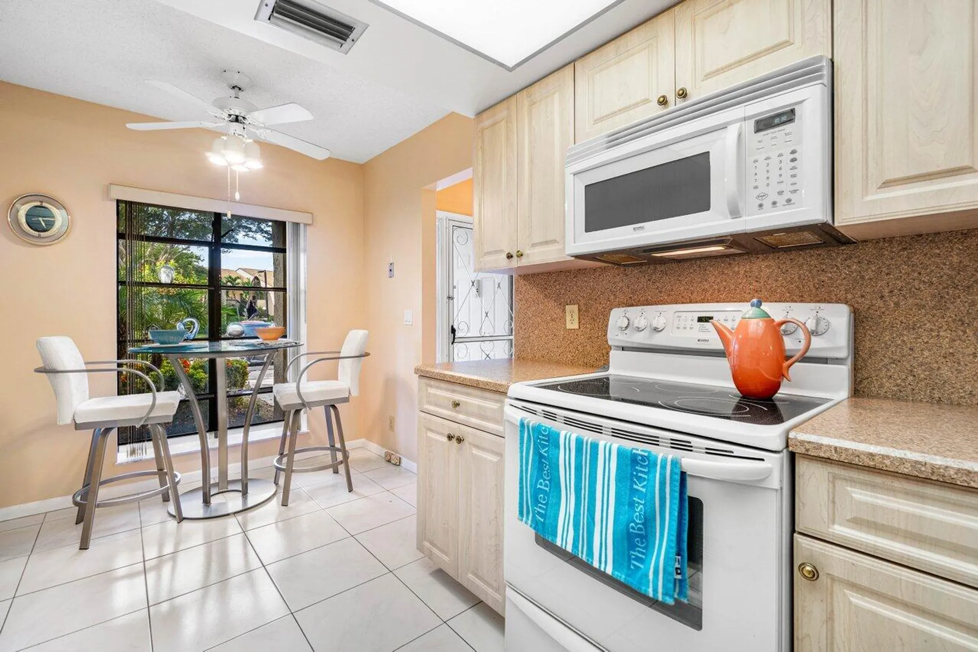Property Slideshow image 12 of 66 | 5087 oak hill ln apt 315, Delray Beach, FL, 33484