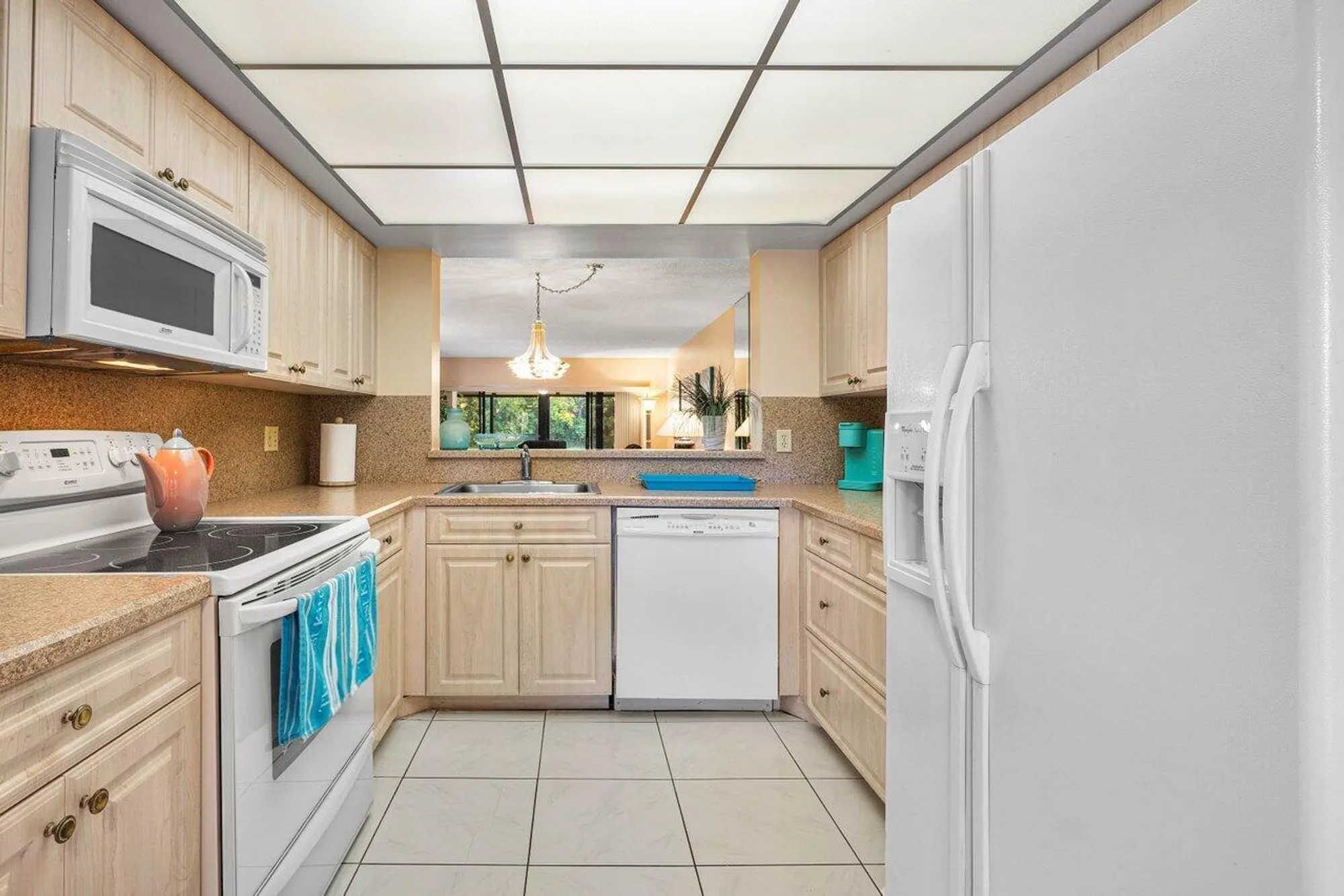 Property Slideshow image 14 of 66 | 5087 oak hill ln apt 315, Delray Beach, FL, 33484