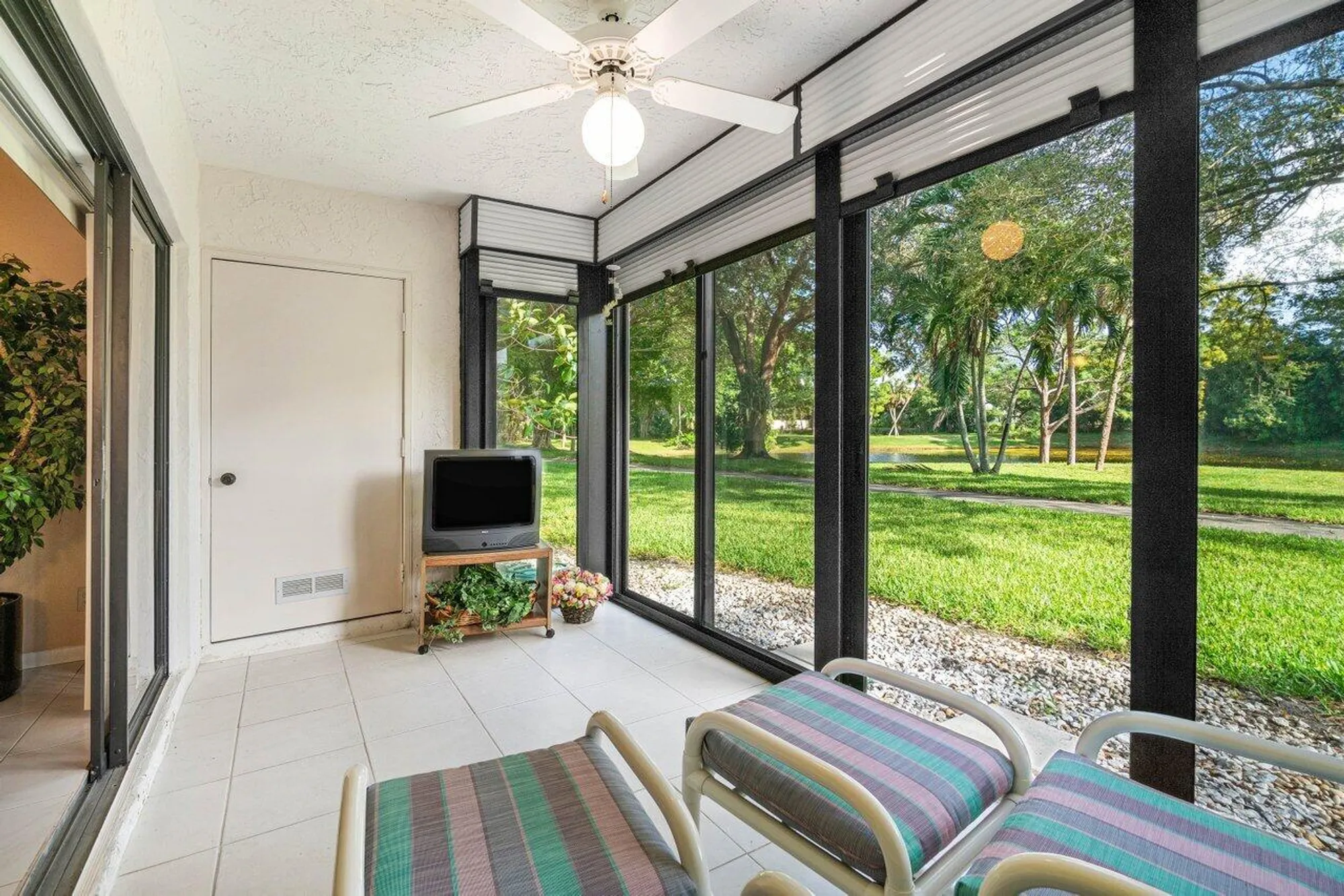 Property Slideshow image 2 of 66 | 5087 oak hill ln apt 315, Delray Beach, FL, 33484