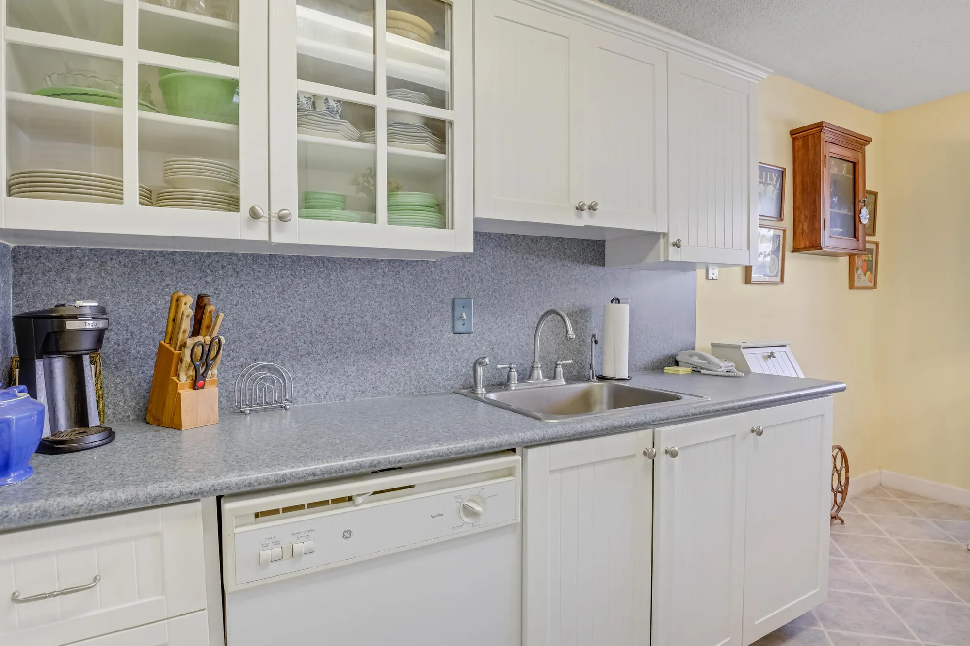 Property Slideshow image 14 of 36 | 13735 flora pl c, Delray Beach, FL, 33484