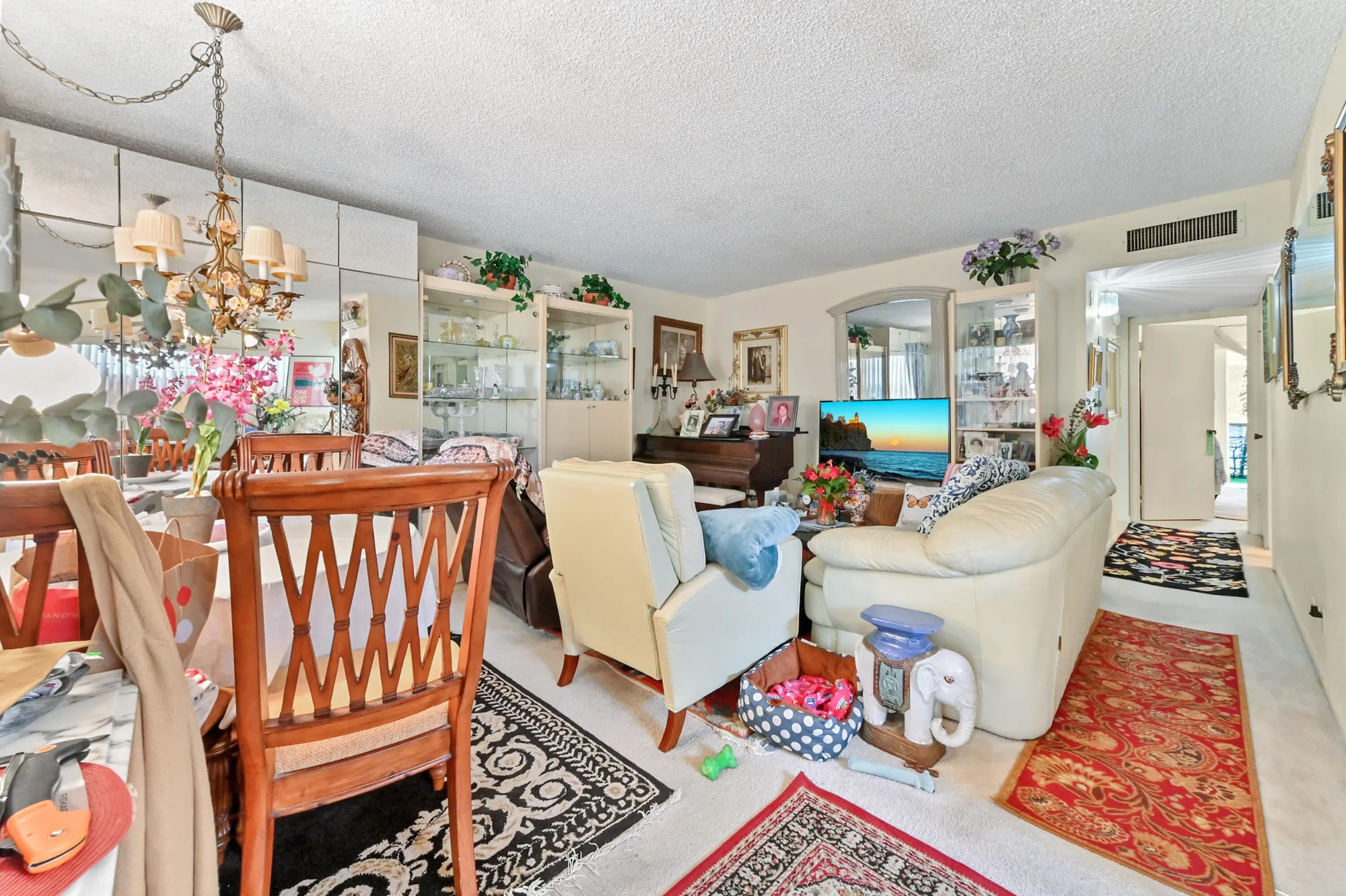 Property Slideshow image 3 of 30 | 862 normandy r, Delray Beach, FL, 33484