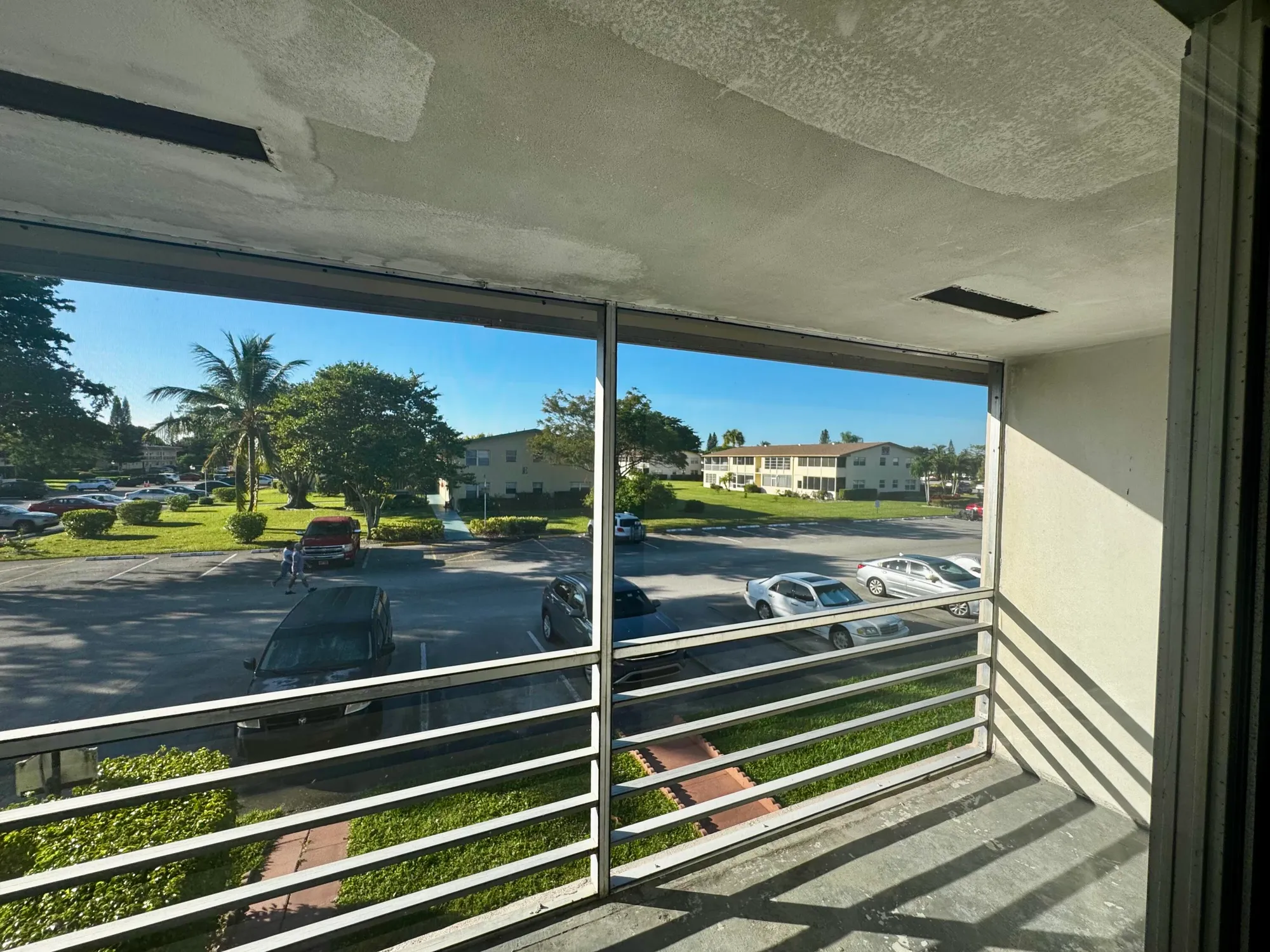 Property Slideshow image 12 of 19 | 206 dorchester i, West Palm Beach, FL, 33417