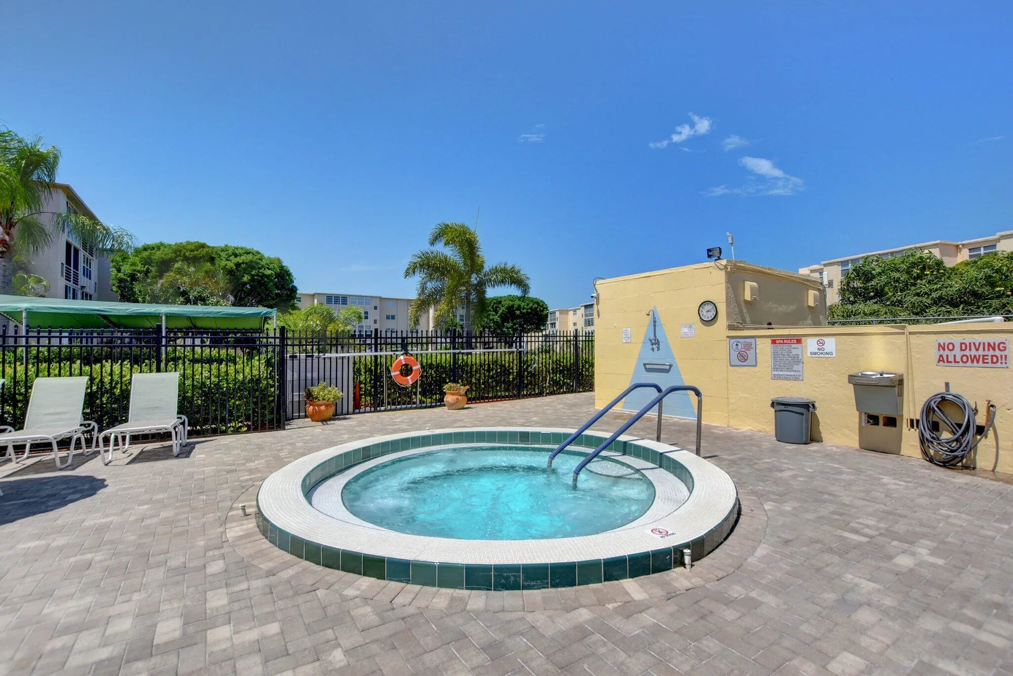 Property Slideshow image 40 of 46 | 2300 ne 1st ln apt 307, Boynton Beach, FL, 33435