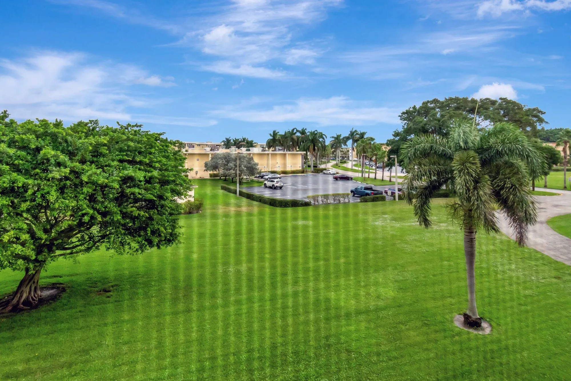 Property Slideshow image 29 of 46 | 2300 ne 1st ln apt 307, Boynton Beach, FL, 33435