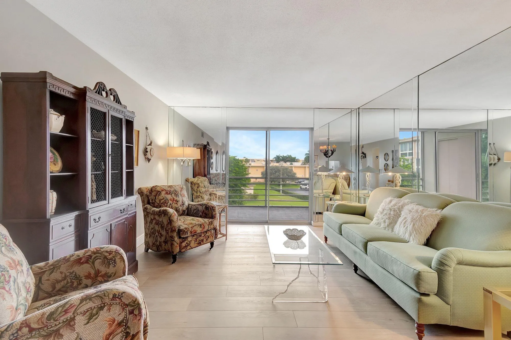 Property Slideshow image 21 of 46 | 2300 ne 1st ln apt 307, Boynton Beach, FL, 33435