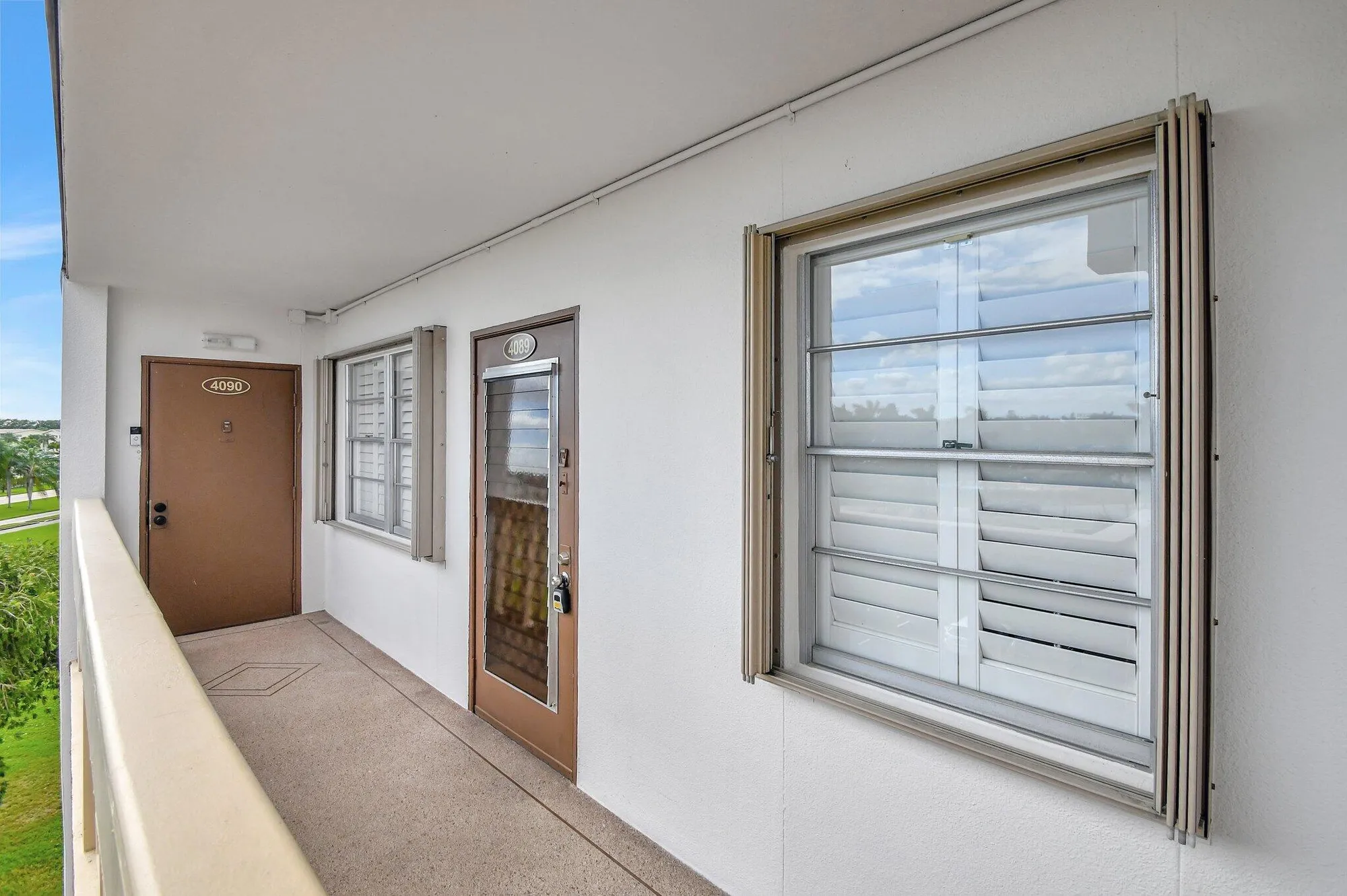 Property Slideshow image 21 of 22 | 4089 guildford e, Boca Raton, FL, 33434