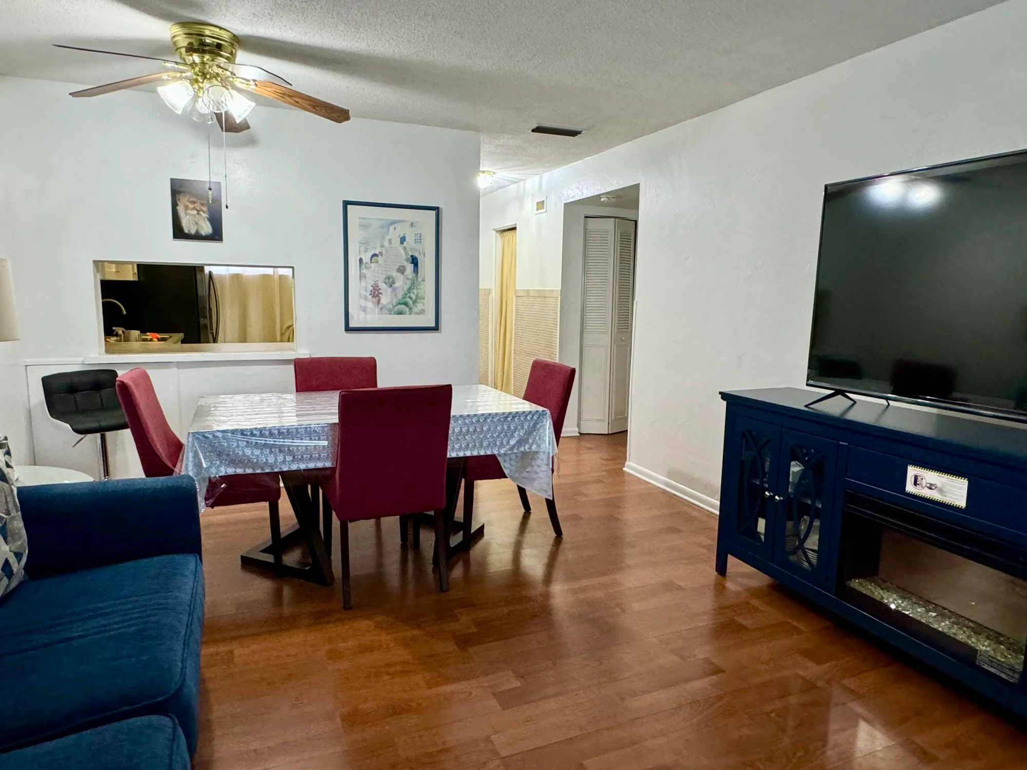 Property Slideshow image 7 of 15 | 2581 garden dr 309, Lake Worth, FL, 33461