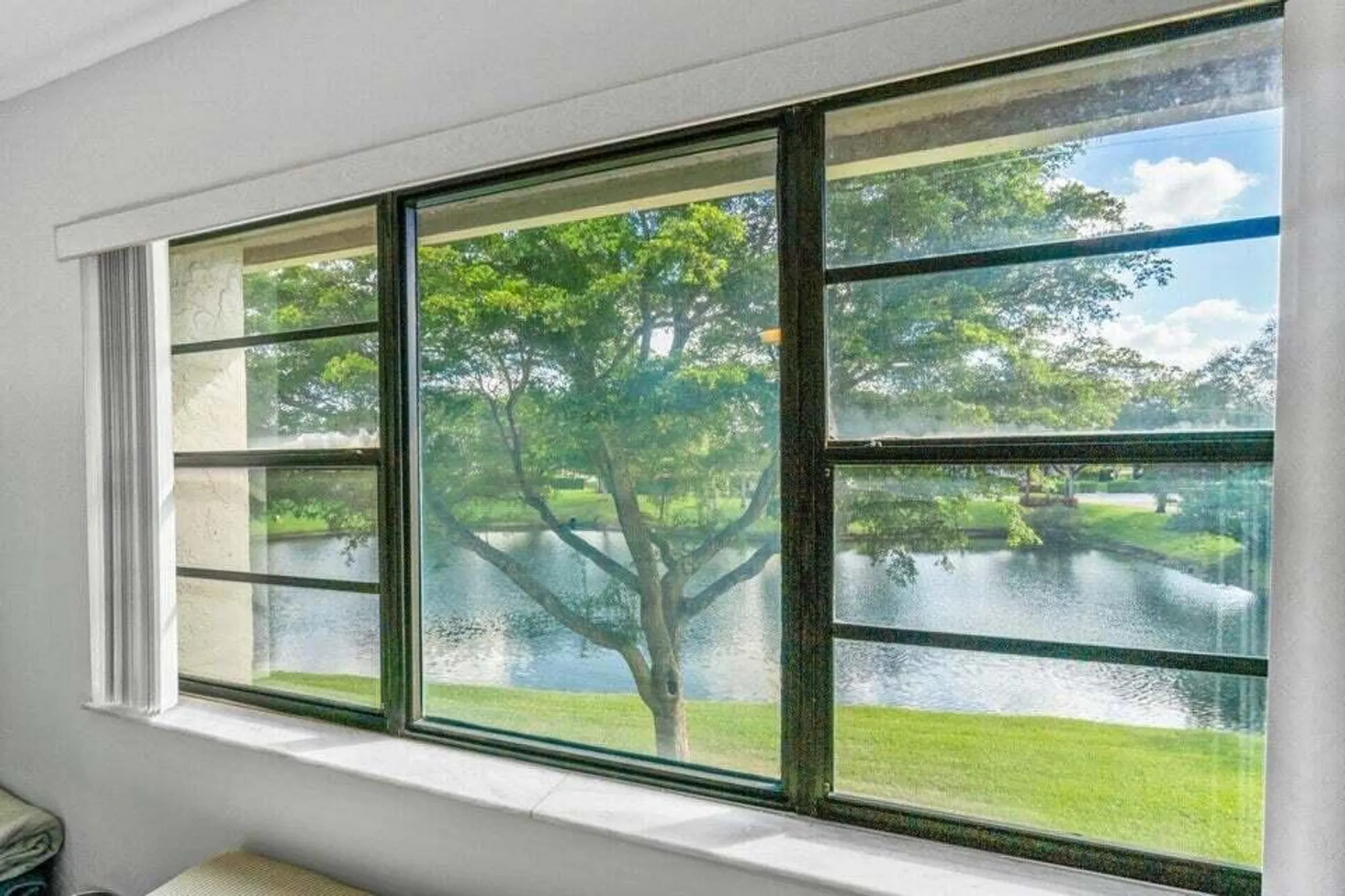 Property Slideshow image 15 of 43 | 25 stratford dr d, Boynton Beach, FL, 33436