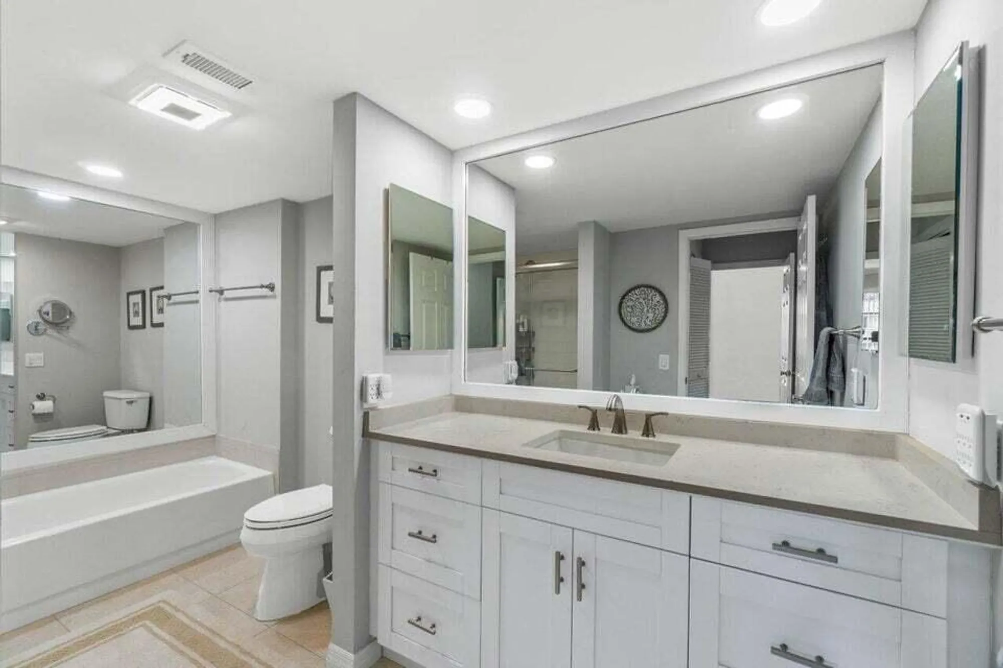Property Slideshow image 16 of 43 | 25 stratford dr d, Boynton Beach, FL, 33436