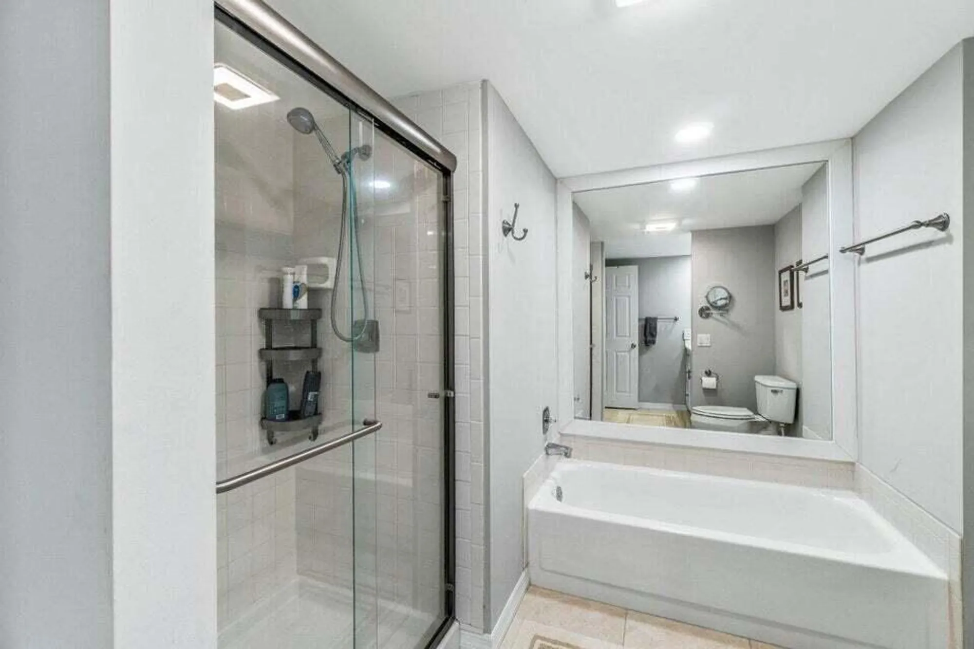 Property Slideshow image 17 of 43 | 25 stratford dr d, Boynton Beach, FL, 33436