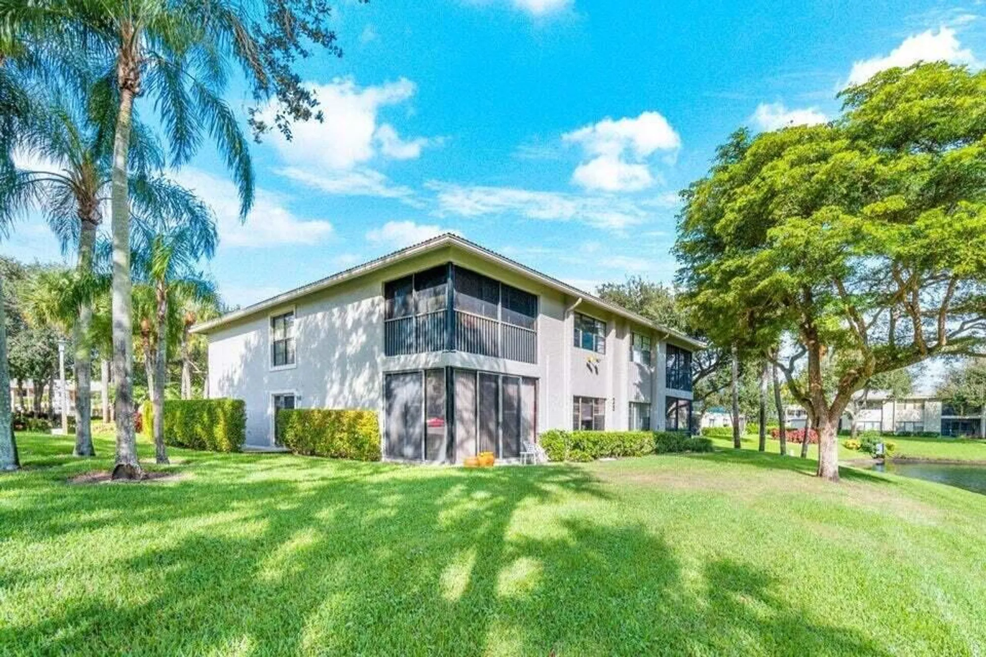 Property Slideshow image 26 of 43 | 25 stratford dr d, Boynton Beach, FL, 33436