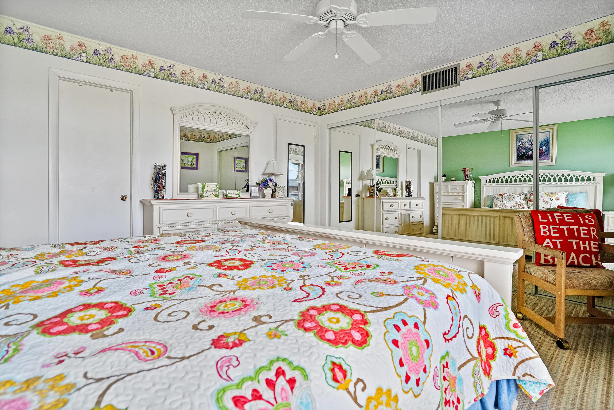 Property Slideshow image 11 of 18 | 12019 w greenway dr 205, Royal Palm Beach, FL, 33411