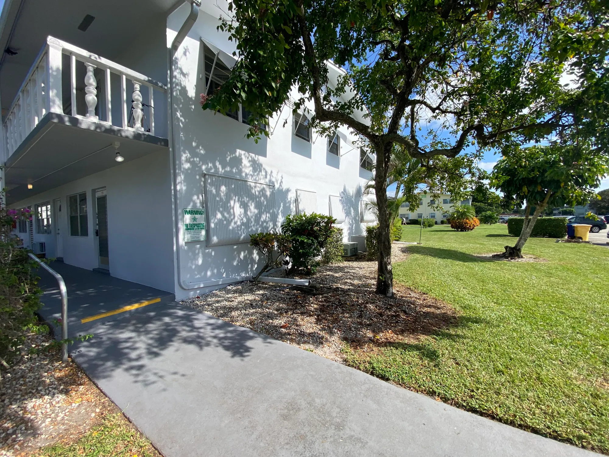 Property Slideshow image 39 of 40 | 95 cambridge e unit e, West Palm Beach, FL, 33417