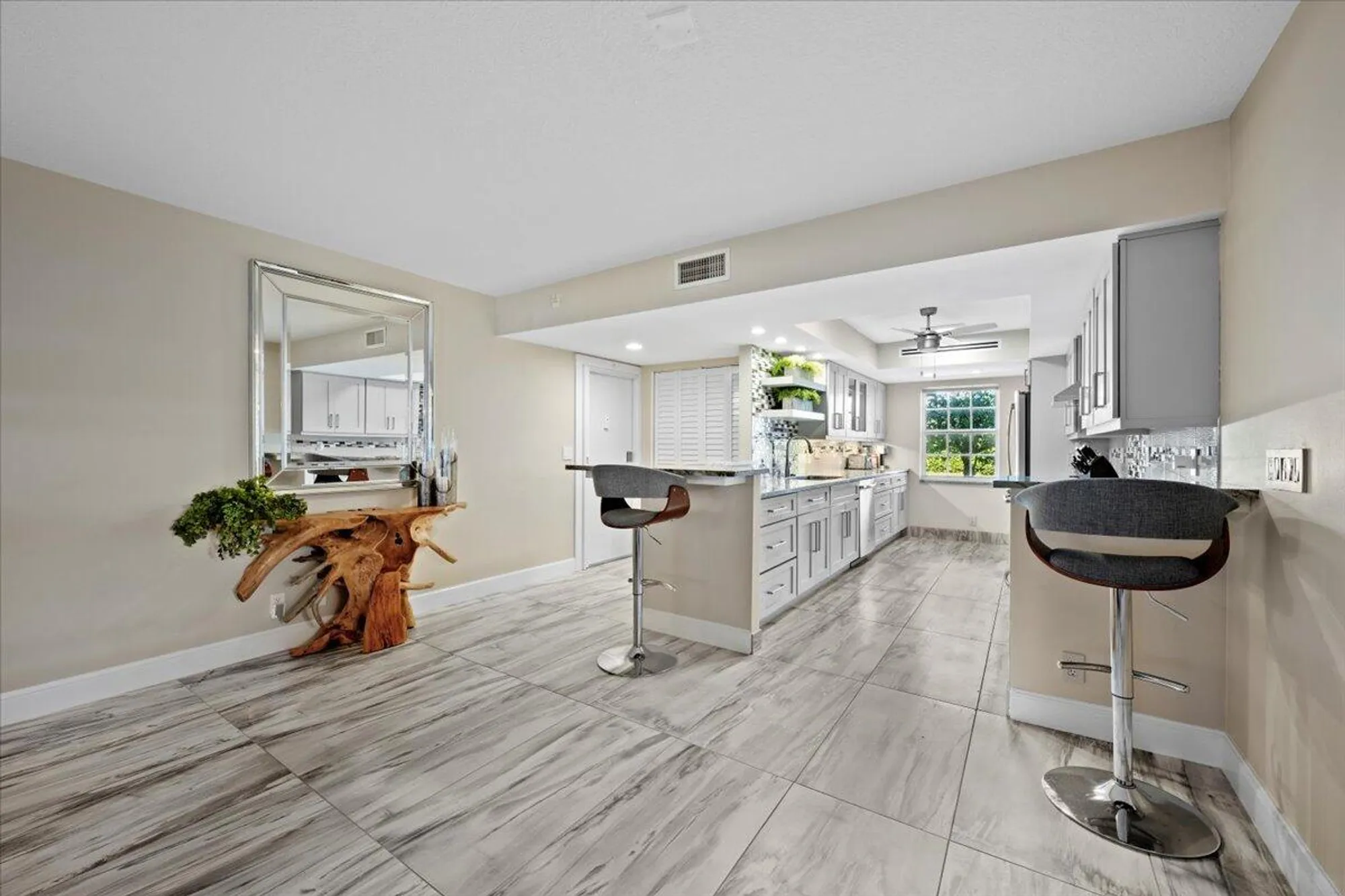 Property Slideshow image 6 of 40 | 1252 sugar sands blvd apt 132, Riviera Beach, FL, 33404
