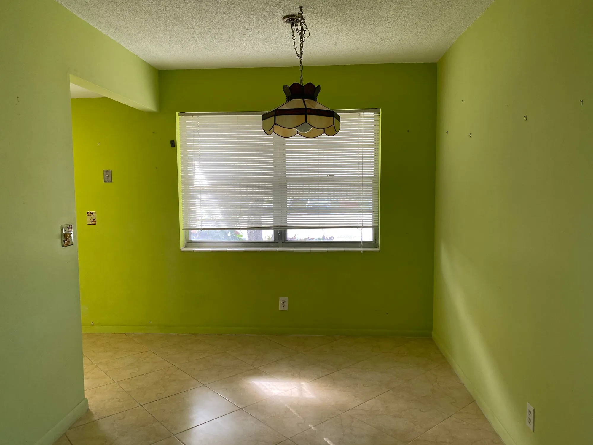 Property Slideshow image 12 of 40 | 95 cambridge e unit e, West Palm Beach, FL, 33417