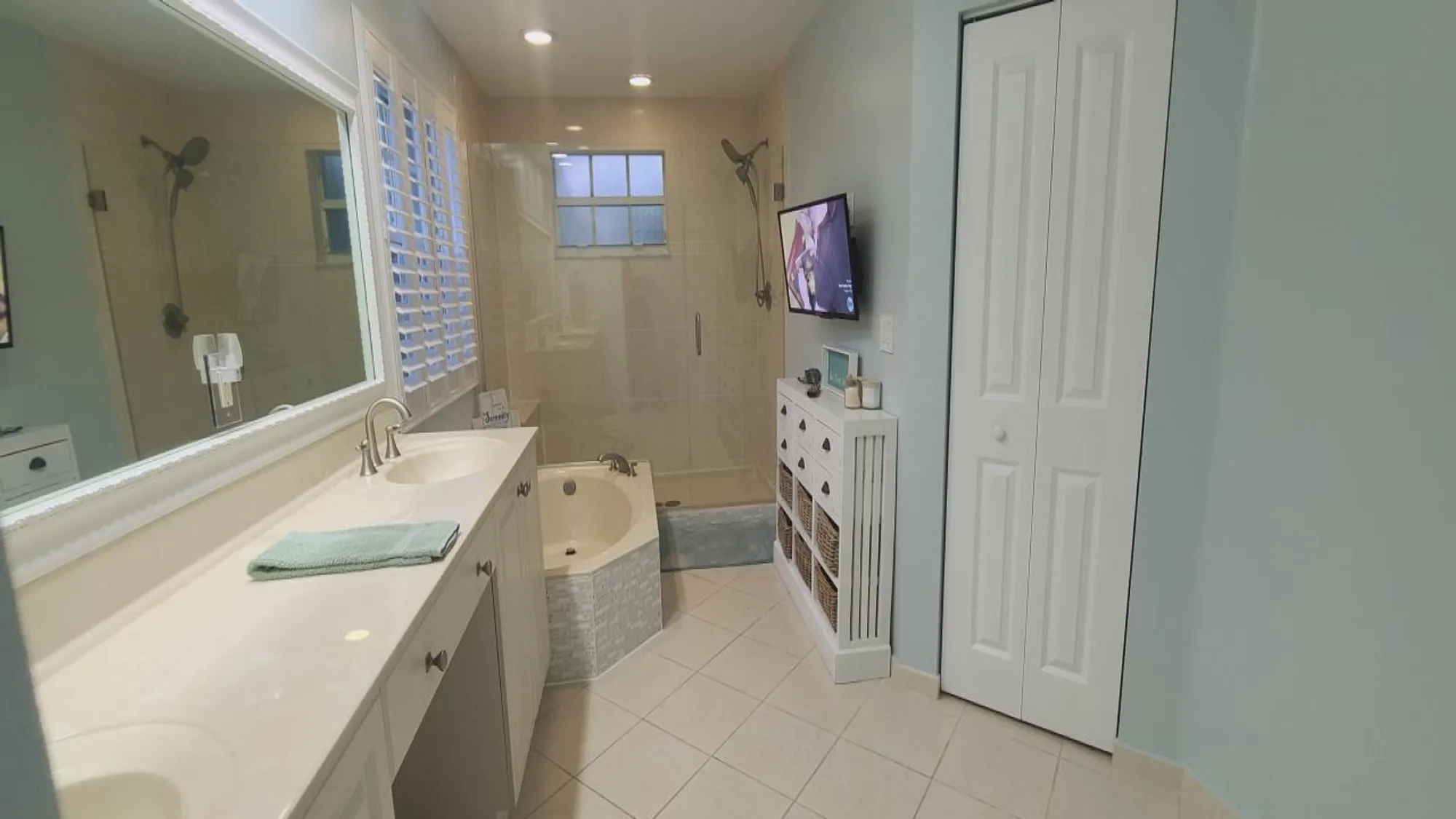 Property Slideshow image 28 of 38 | 11786 sw bennington cir, Port Saint Lucie, FL, 34987