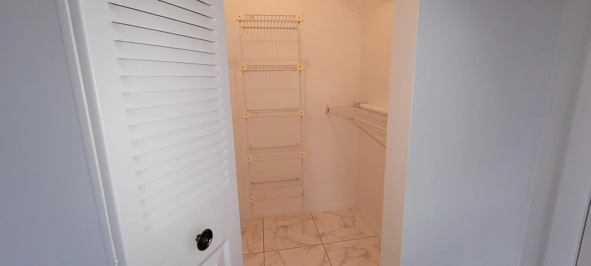 Property Slideshow image 5 of 16 | 4700 lucerne lakes blvd 407, Lake Worth, FL, 33467