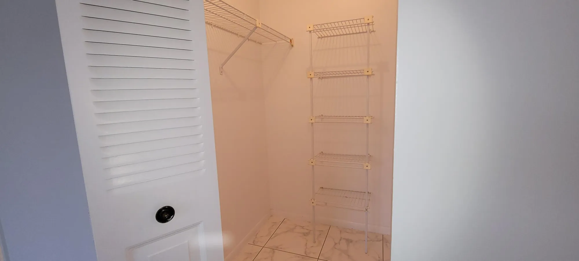 Property Slideshow image 6 of 16 | 4700 lucerne lakes blvd 407, Lake Worth, FL, 33467