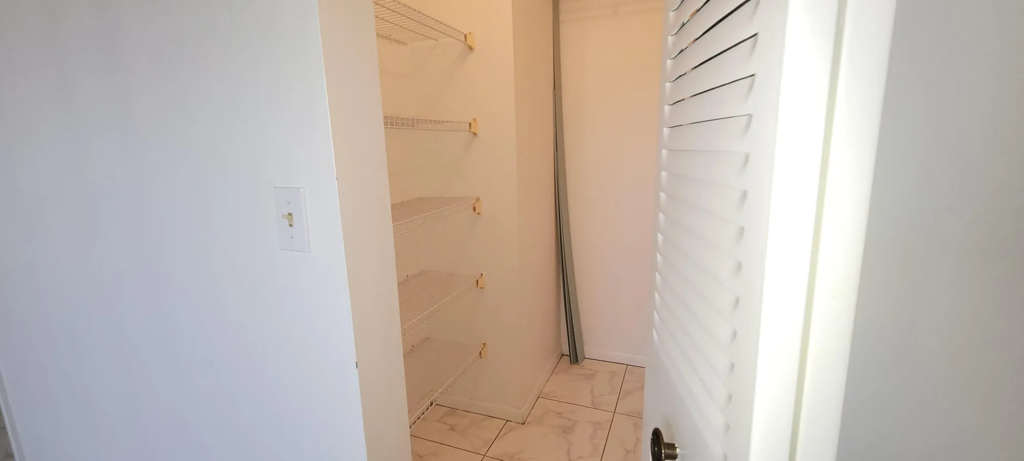 Property Slideshow image 9 of 16 | 4700 lucerne lakes blvd 407, Lake Worth, FL, 33467