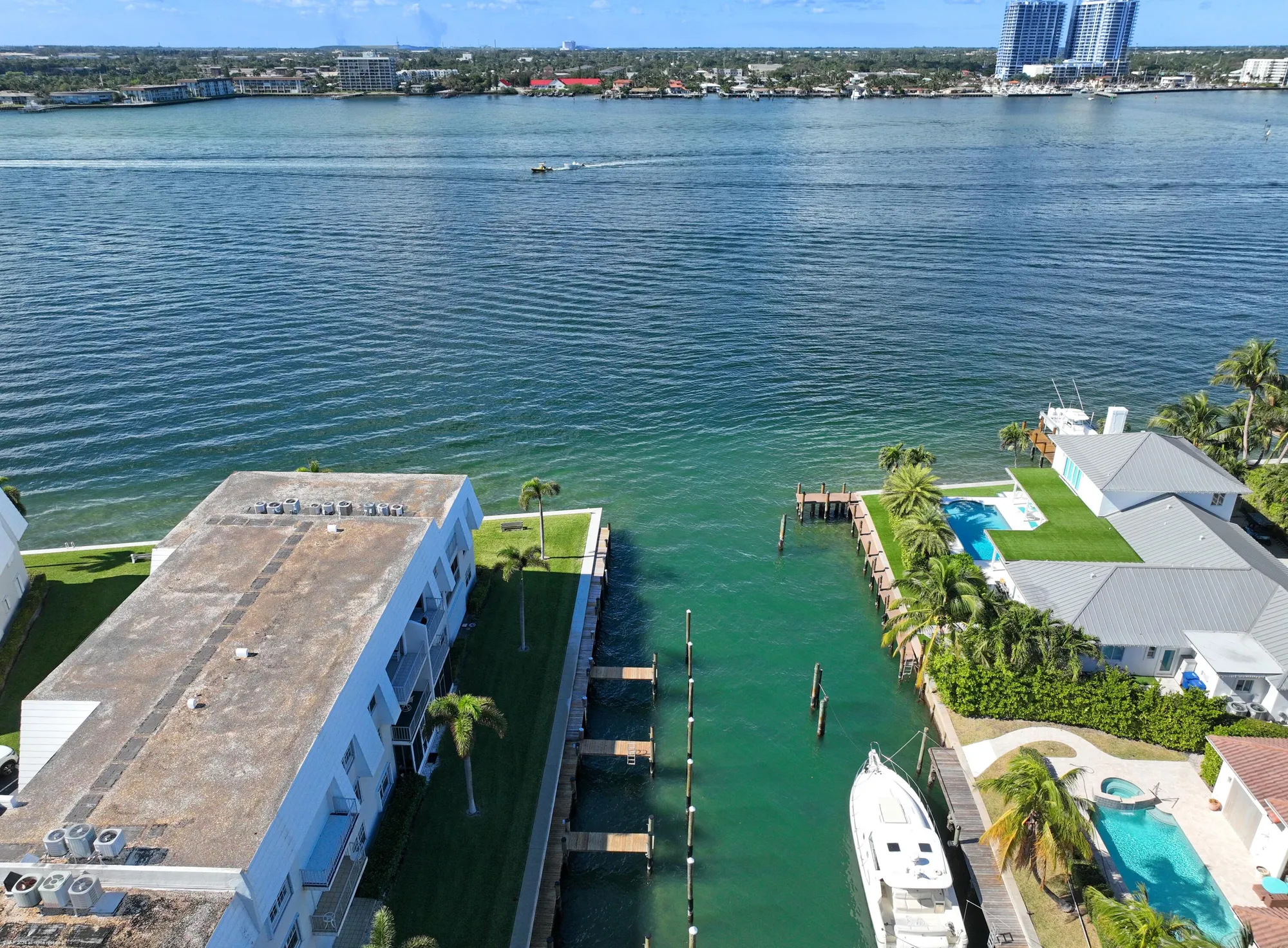 Property Slideshow image 34 of 67 | 1030 sugar sands blvd apt 267, Riviera Beach, FL, 33404