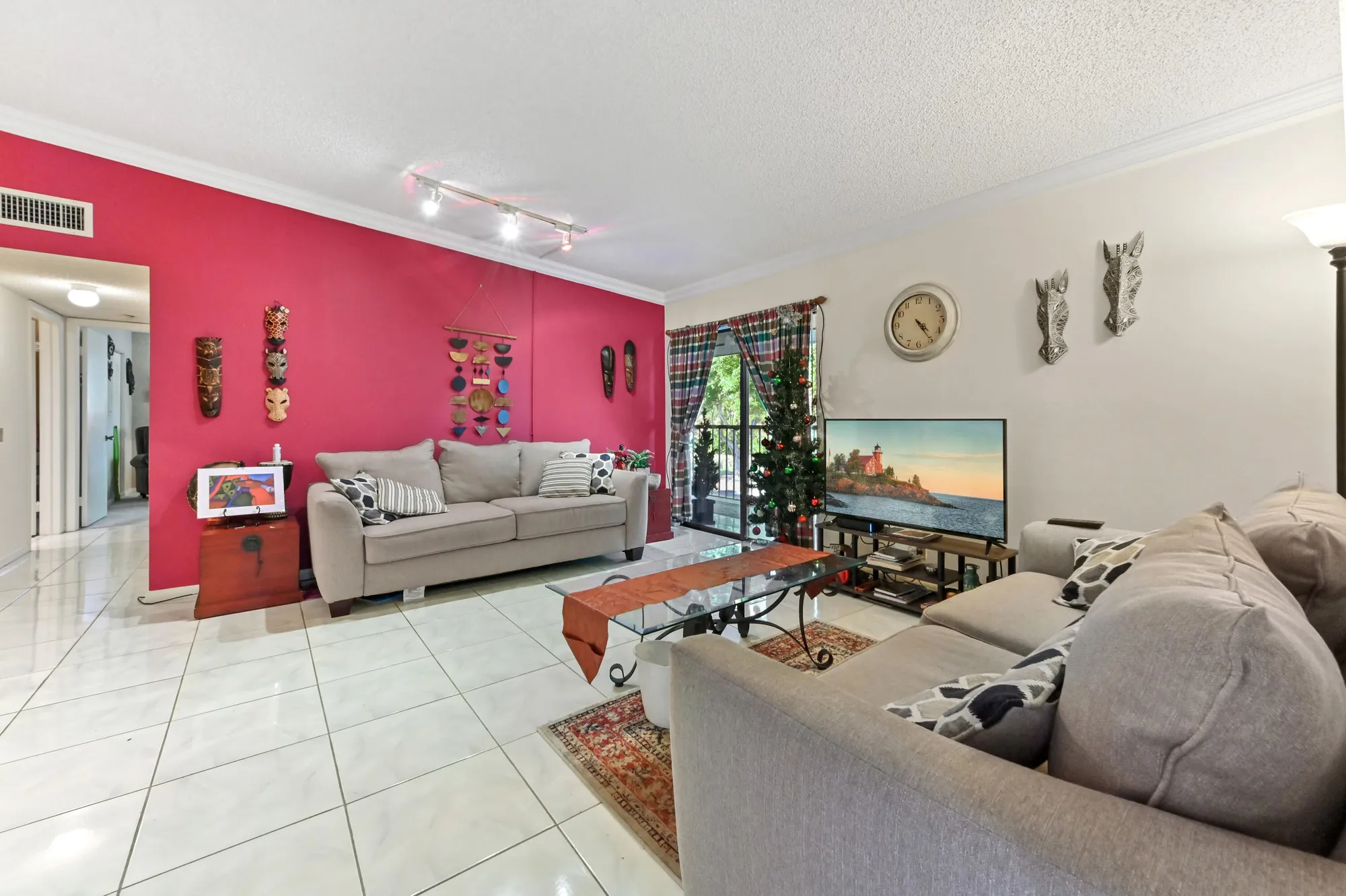 Property Slideshow image 3 of 50 | 15500 lakes of delray blvd apt 207, Delray Beach, FL, 33484