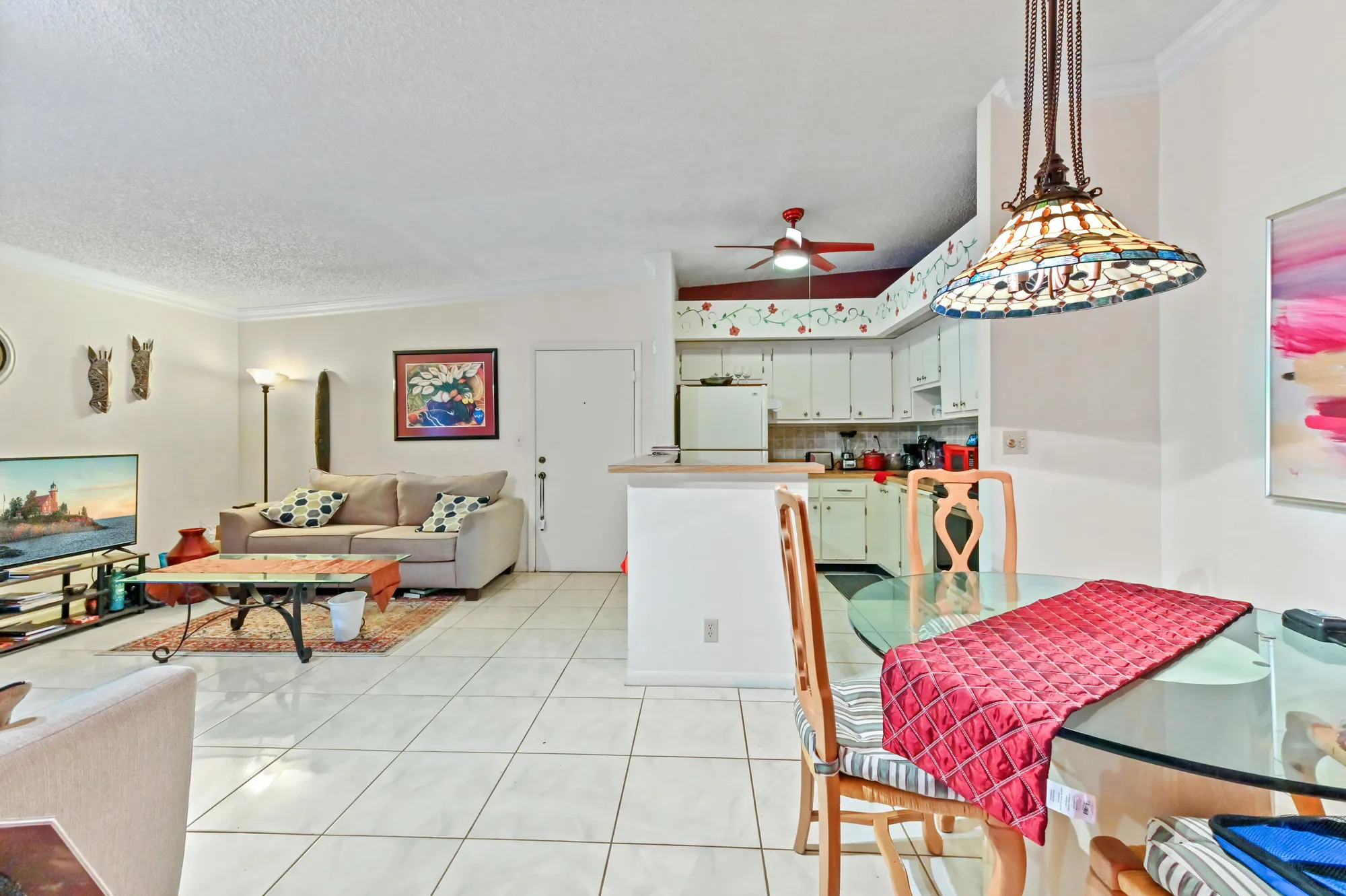 Property Slideshow image 8 of 50 | 15500 lakes of delray blvd apt 207, Delray Beach, FL, 33484