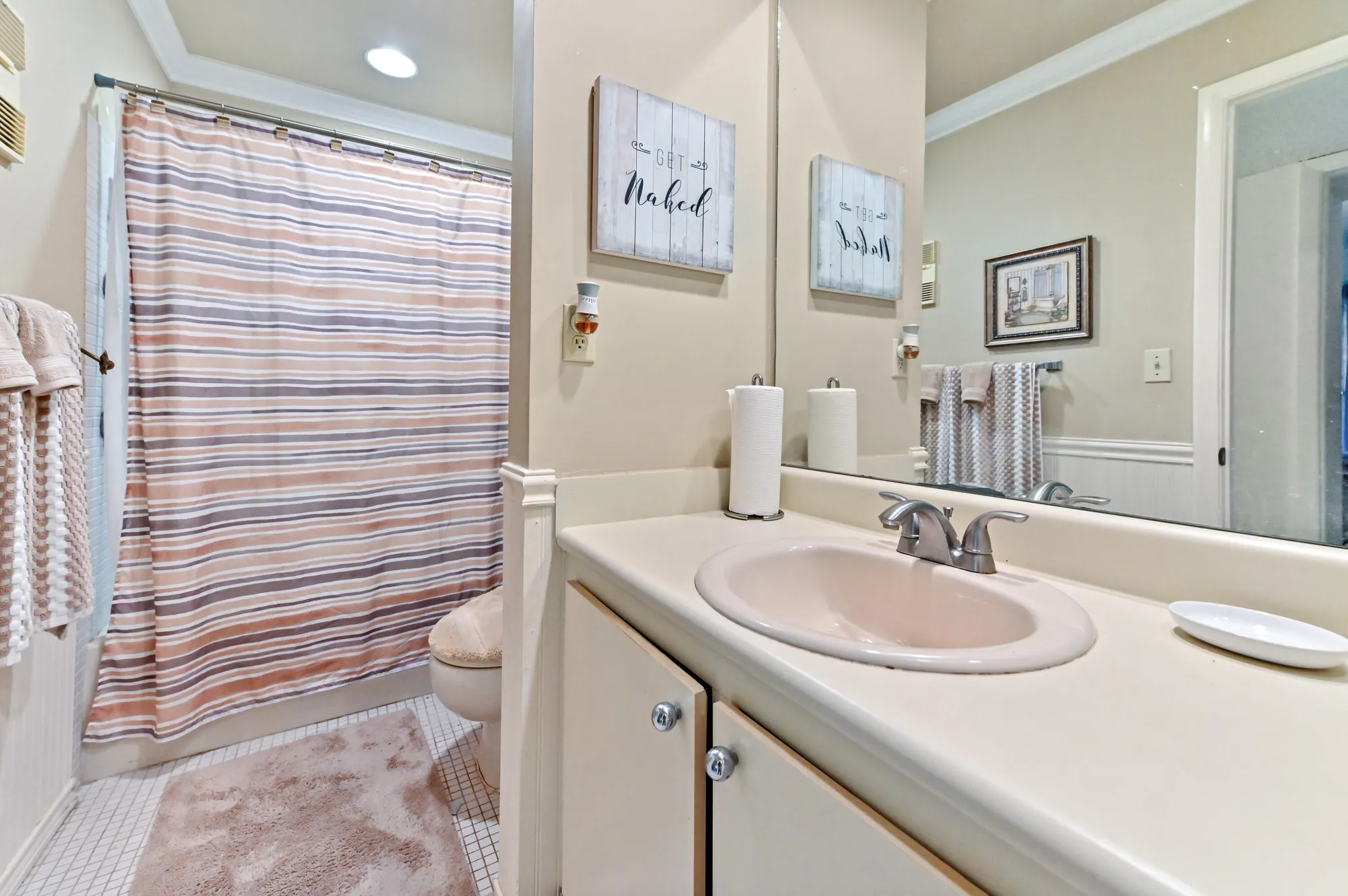 Property Slideshow image 17 of 50 | 15500 lakes of delray blvd apt 207, Delray Beach, FL, 33484