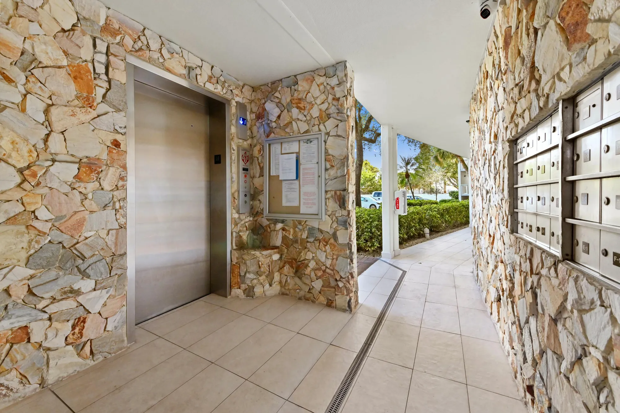 Property Slideshow image 20 of 35 | 2503 antigua ter c3, Coconut Creek, FL, 33066