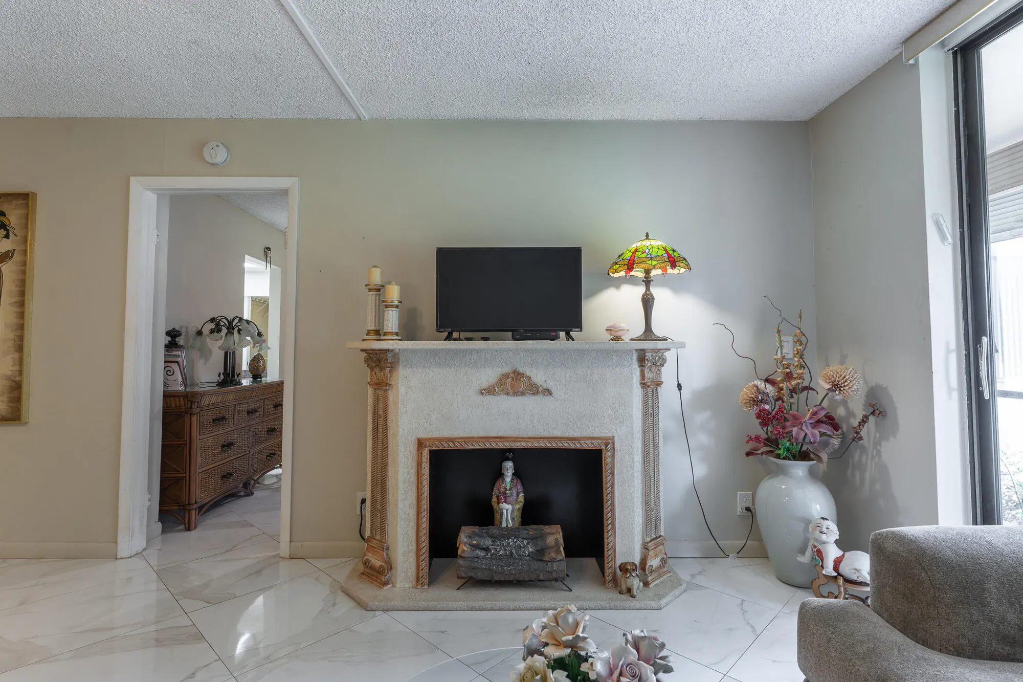 Property Slideshow image 13 of 37 | 5250 las verdes cir apt 116, Delray Beach, FL, 33484